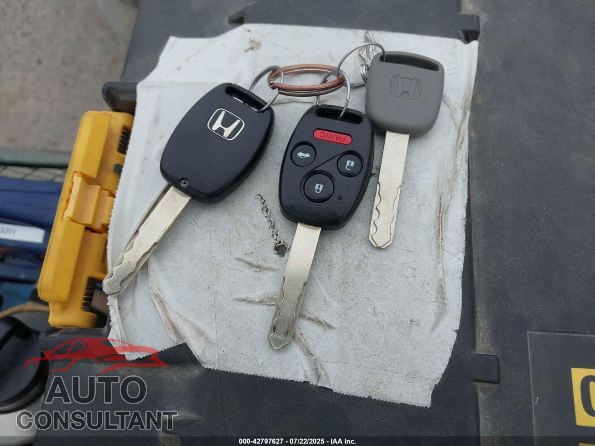 HONDA CIVIC 2012 - 19XFB2F80CE005546
