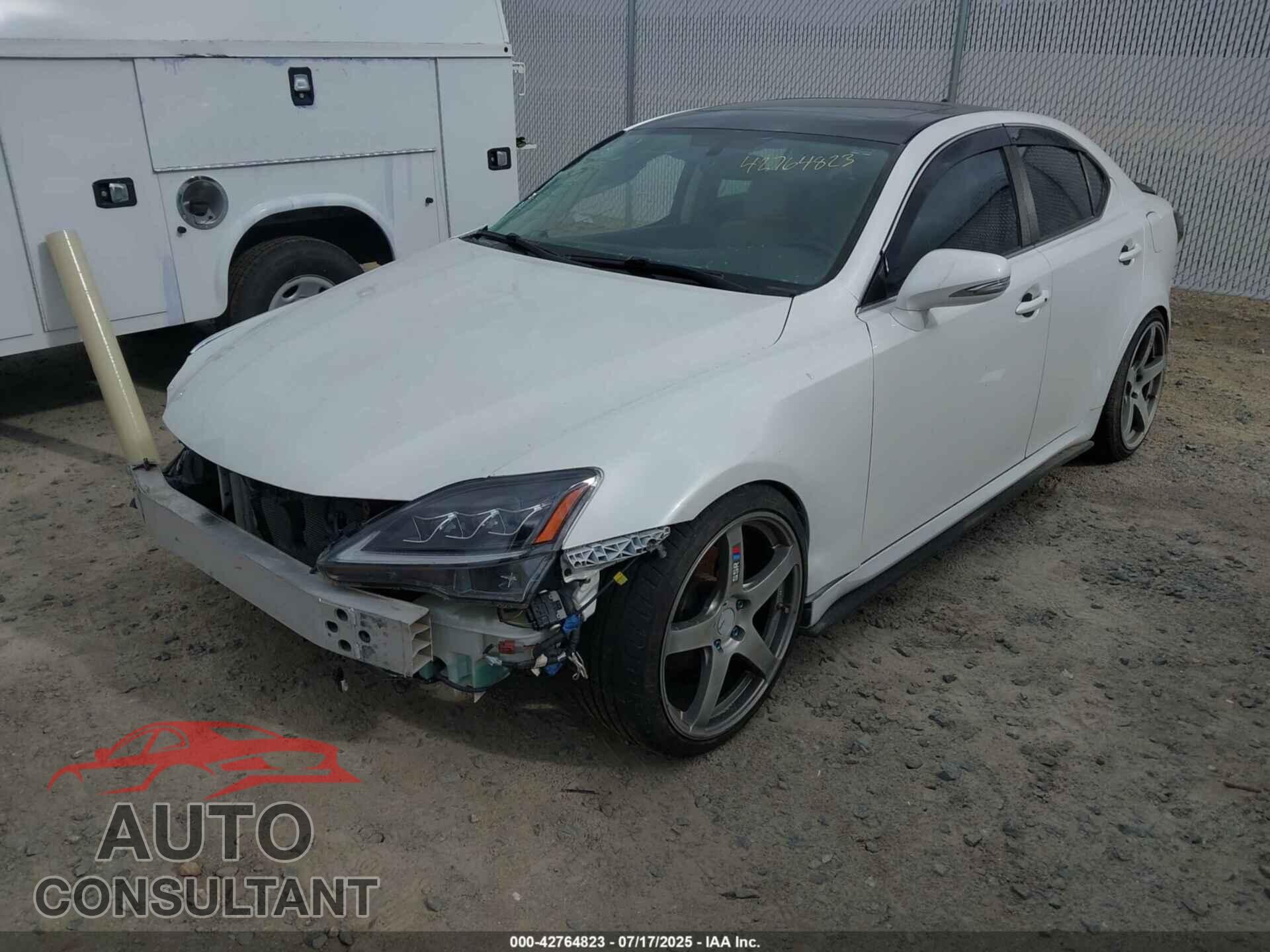 LEXUS IS 2010 - JTHBF5C2XA5128525