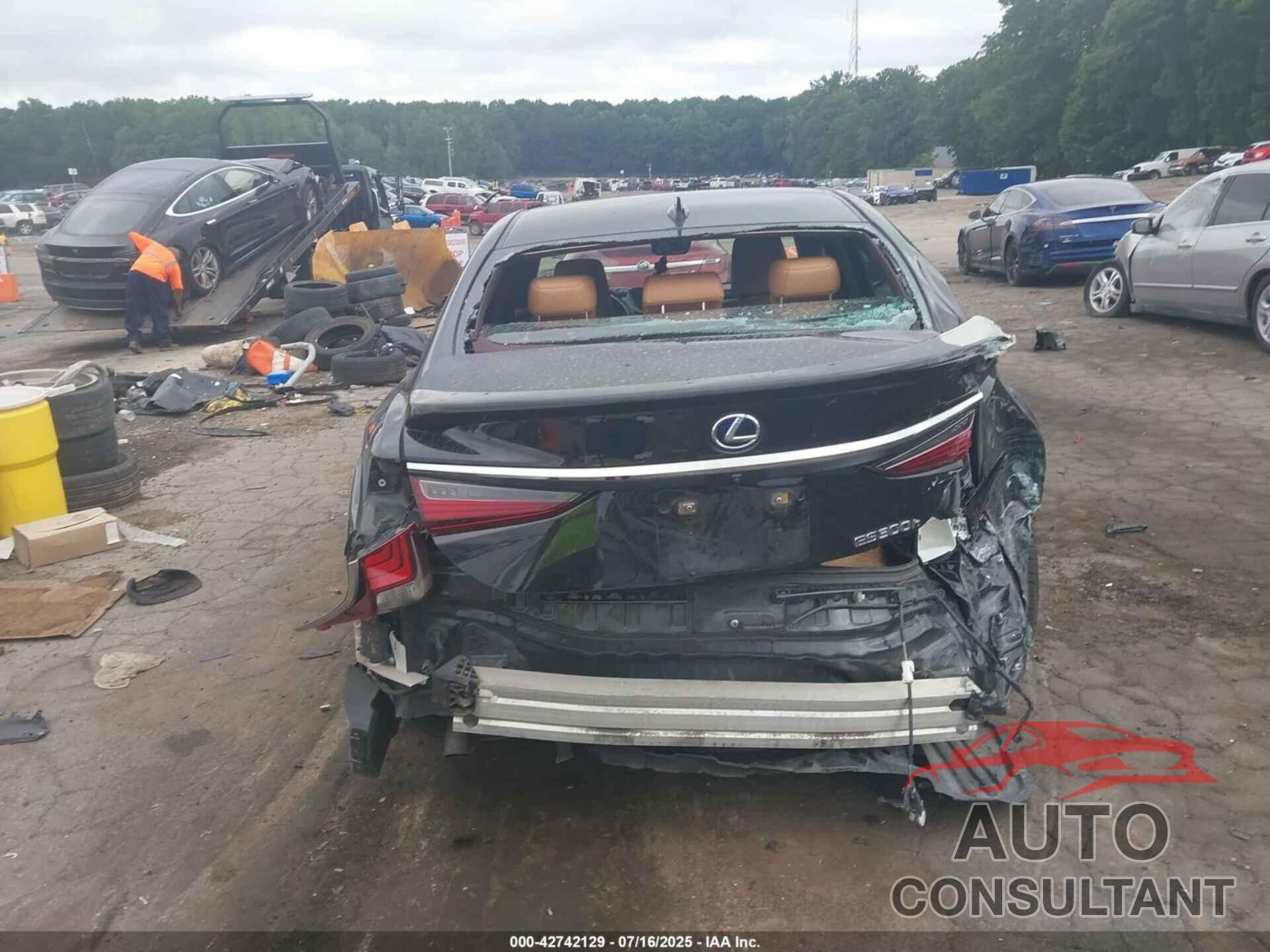 LEXUS ES 2020 - 58AD21B17LU010503