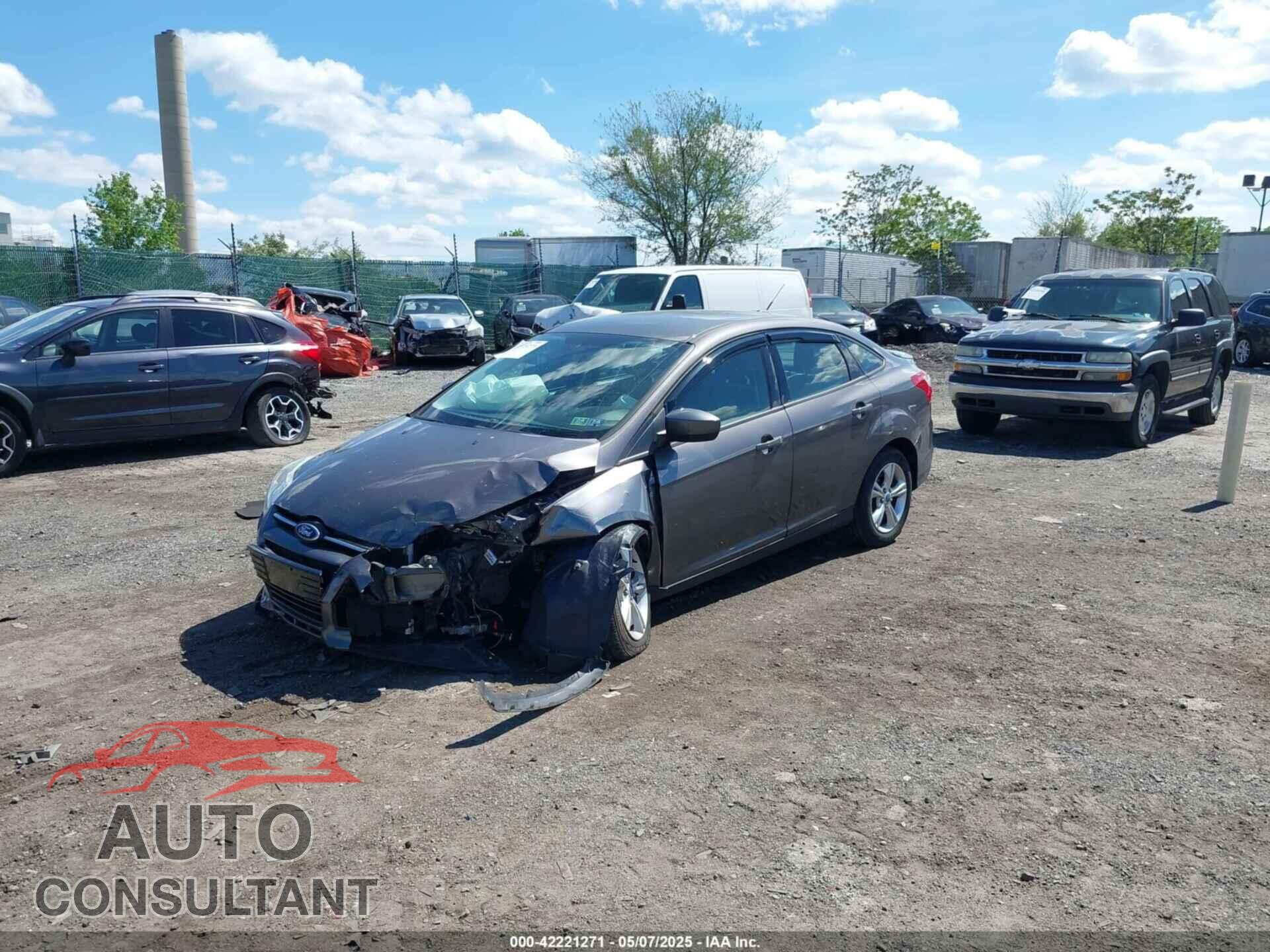 FORD FOCUS 2012 - 1FAHP3F2XCL265154