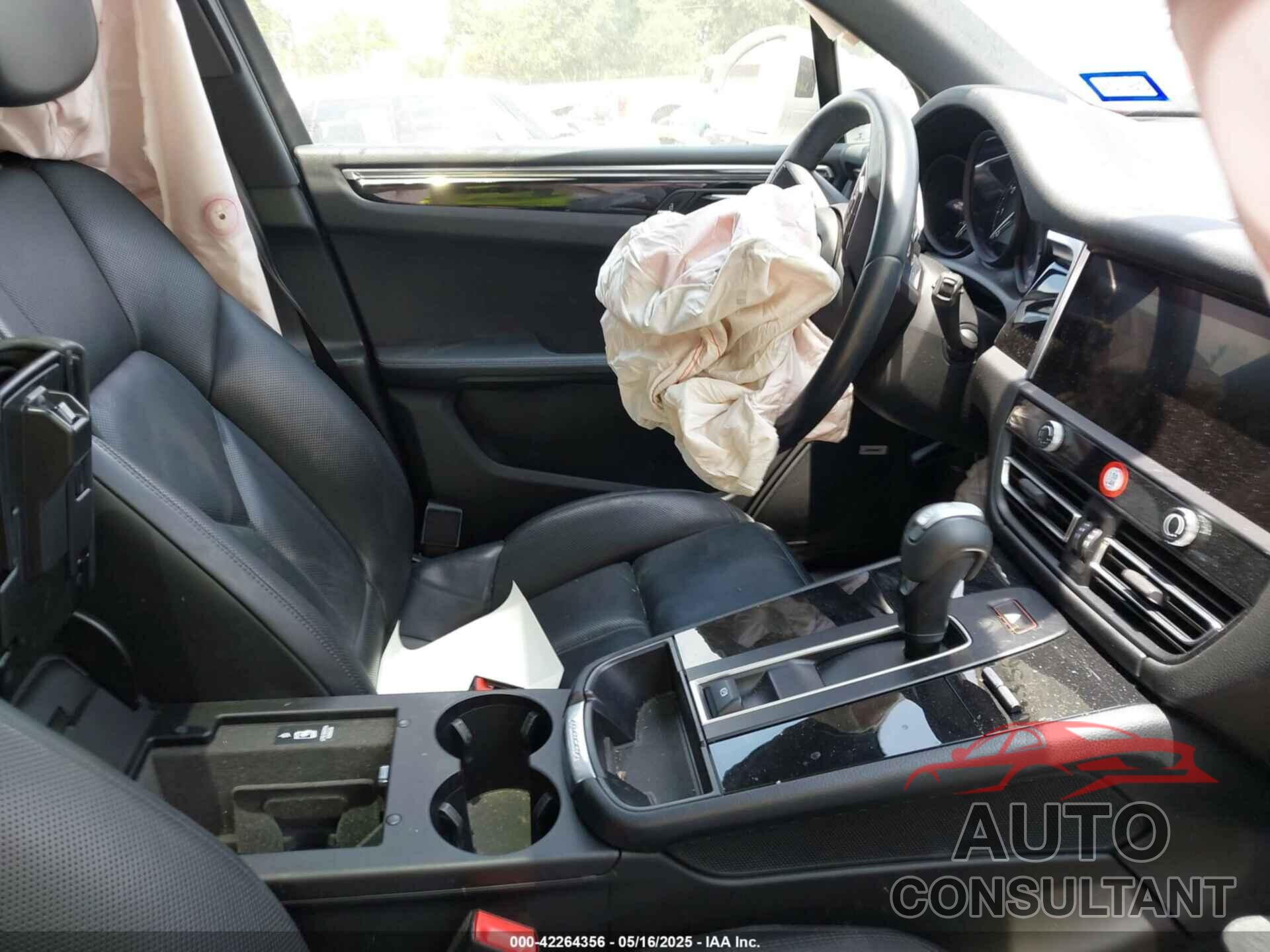 PORSCHE MACAN 2022 - WP1AA2A56NLB11535