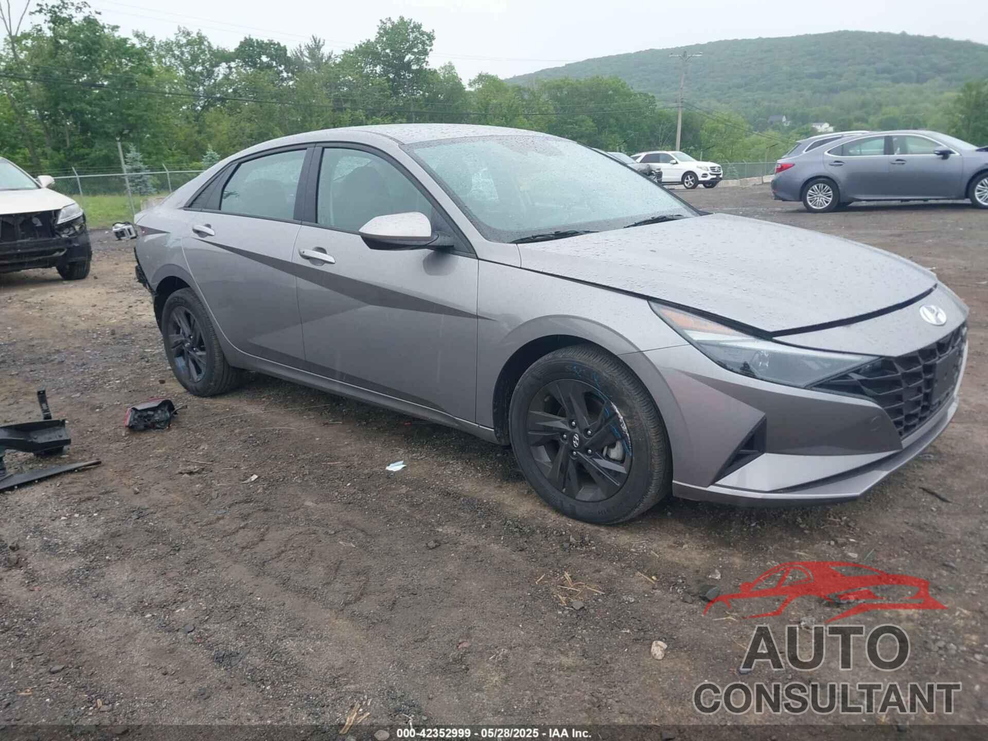 HYUNDAI ELANTRA 2023 - KMHLM4AG3PU619467