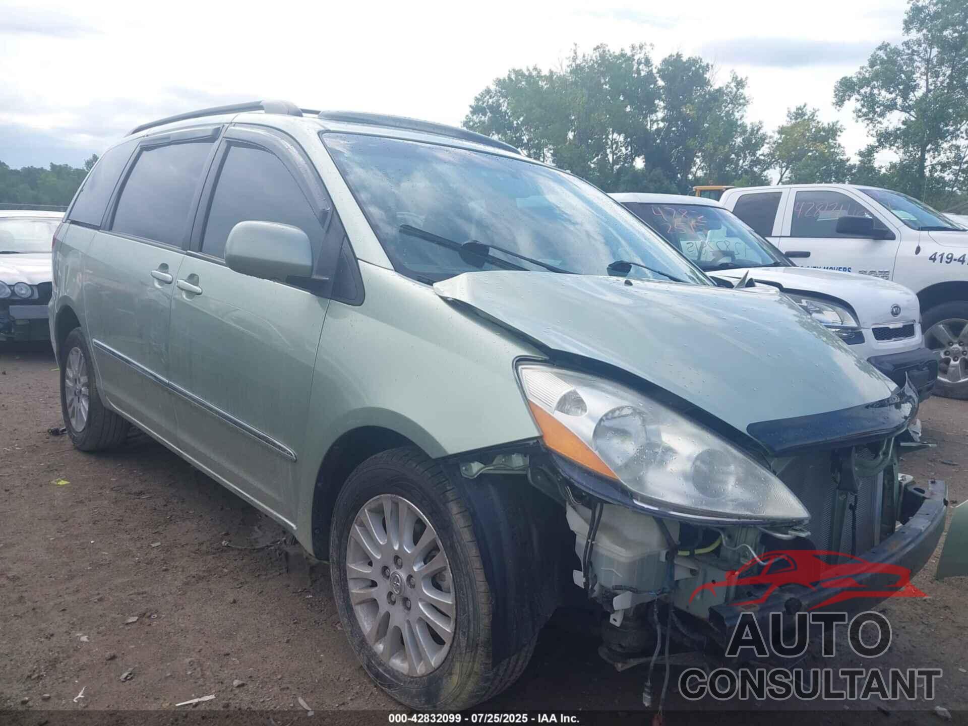TOYOTA SIENNA 2009 - 5TDBK22C29S027667
