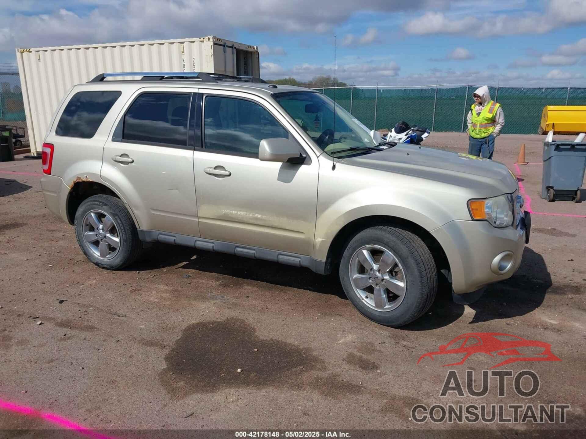 FORD ESCAPE 2011 - 1FMCU9EG4BKC33152