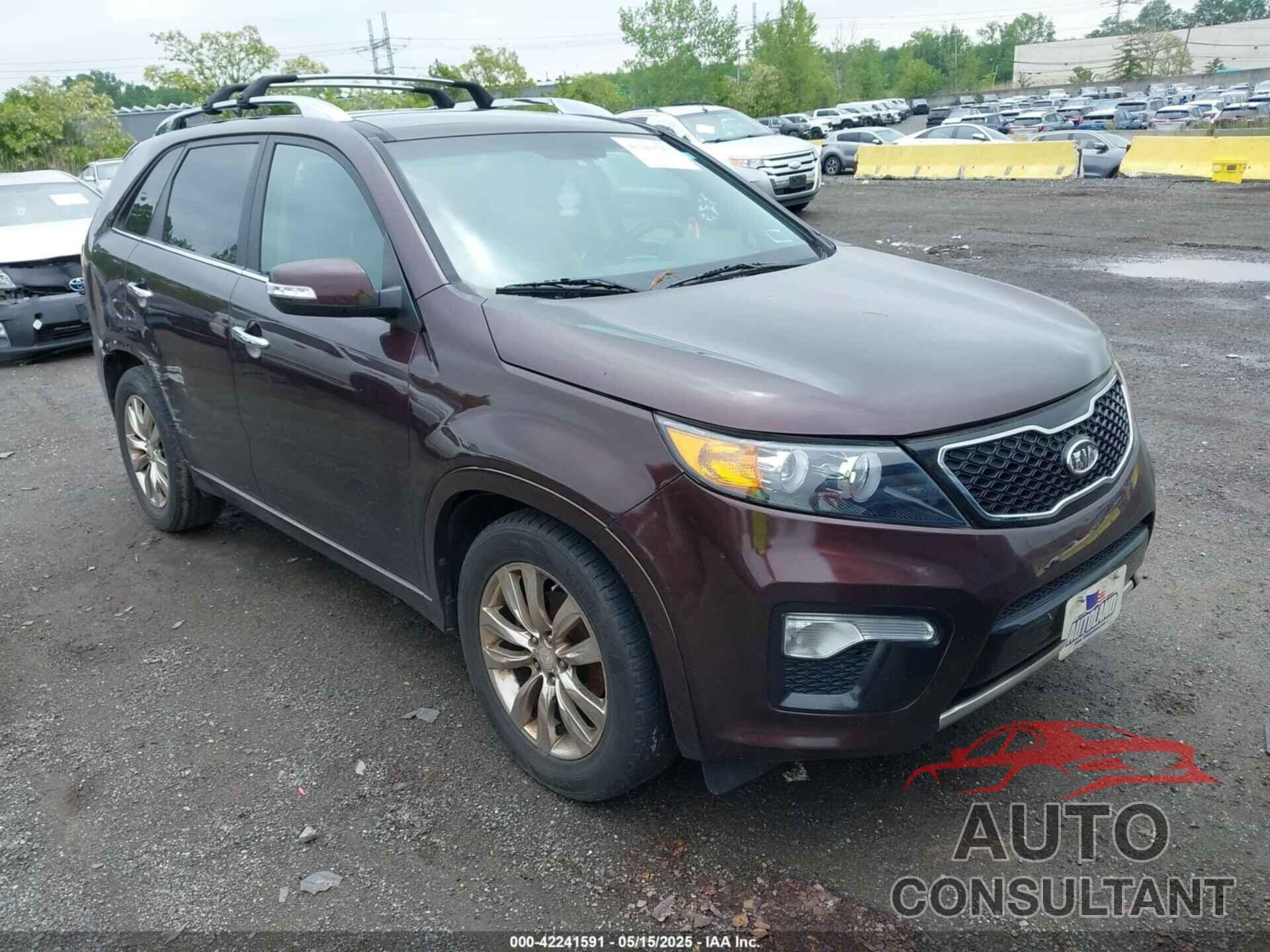 KIA SORENTO 2011 - 5XYKW4A20BG111840