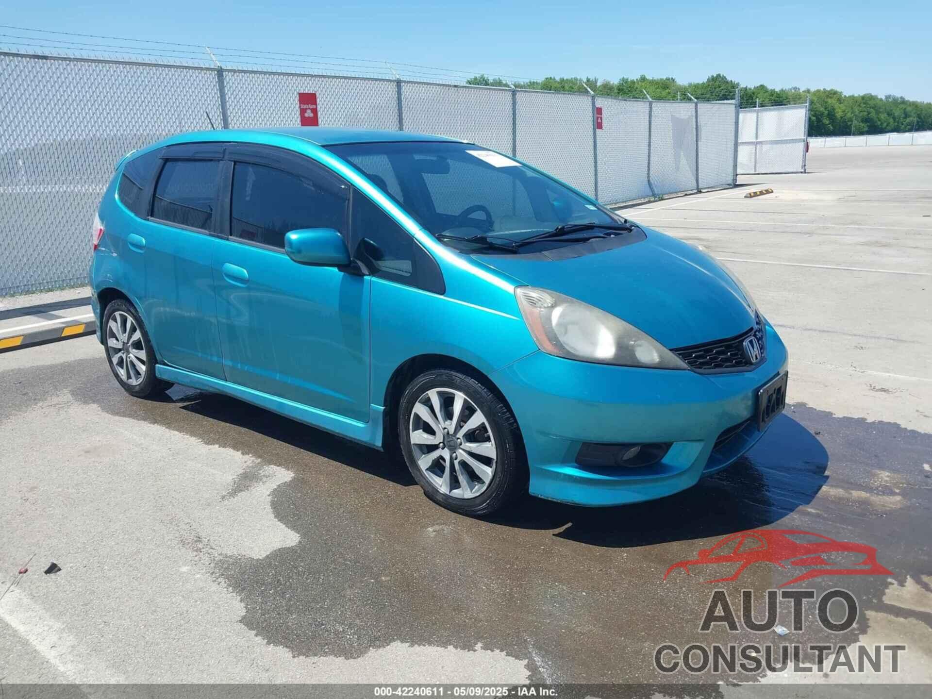 HONDA FIT 2013 - JHMGE8H55DC000979