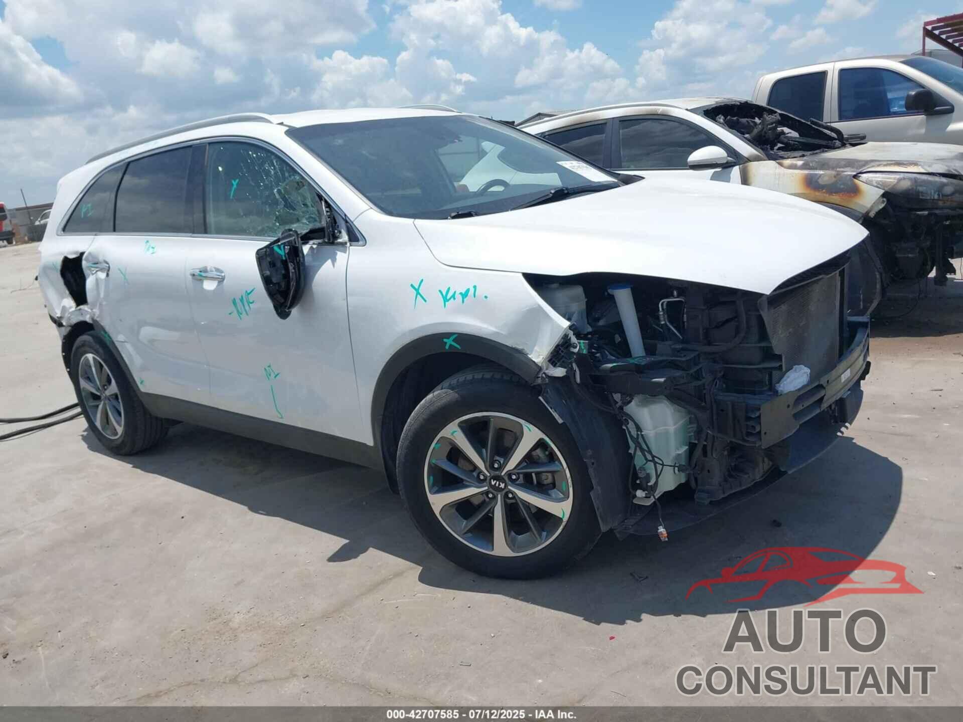 KIA SORENTO 2019 - 5XYPH4A56KG521598