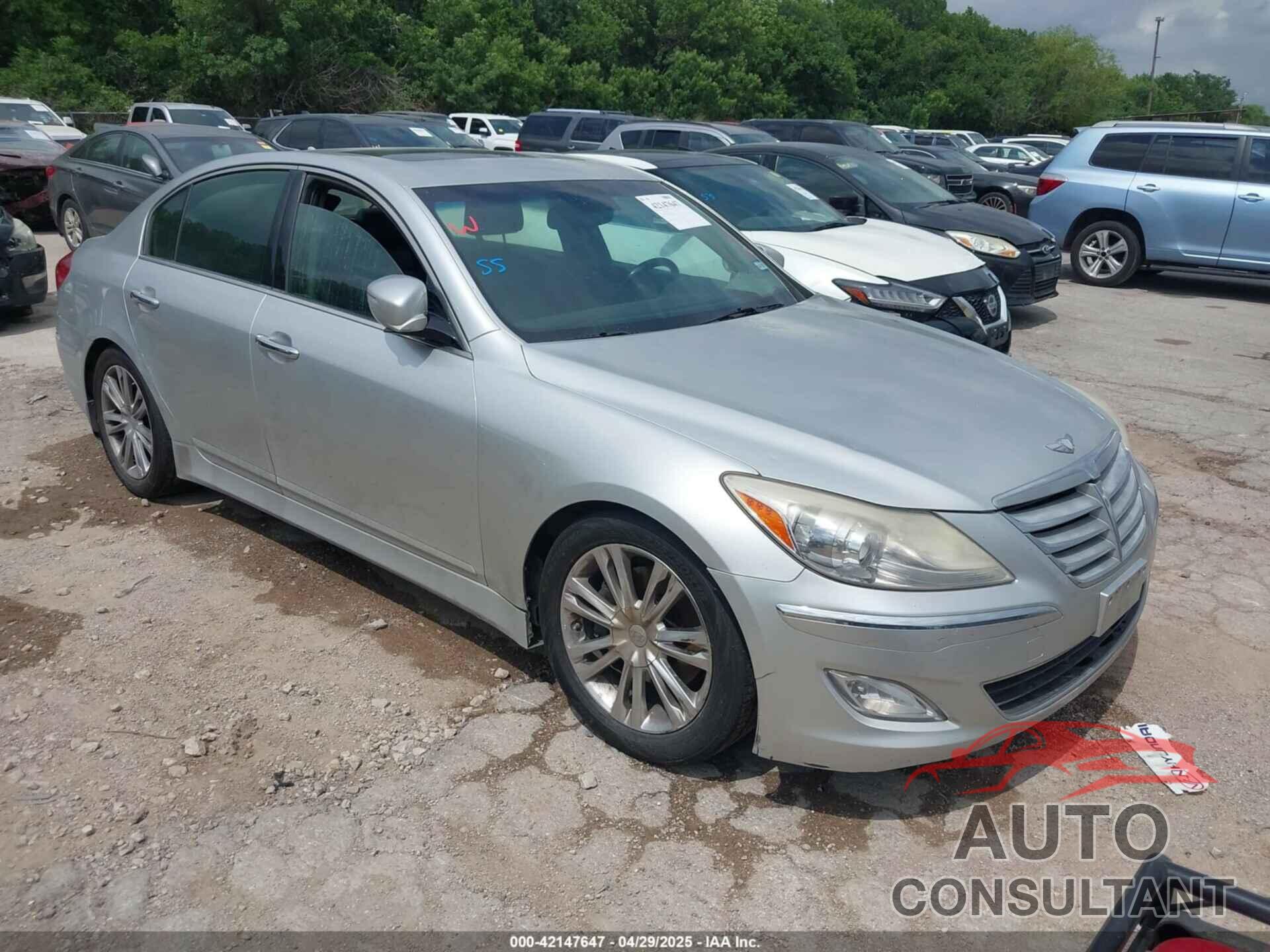 HYUNDAI GENESIS 2013 - KMHGC4DD0DU228164