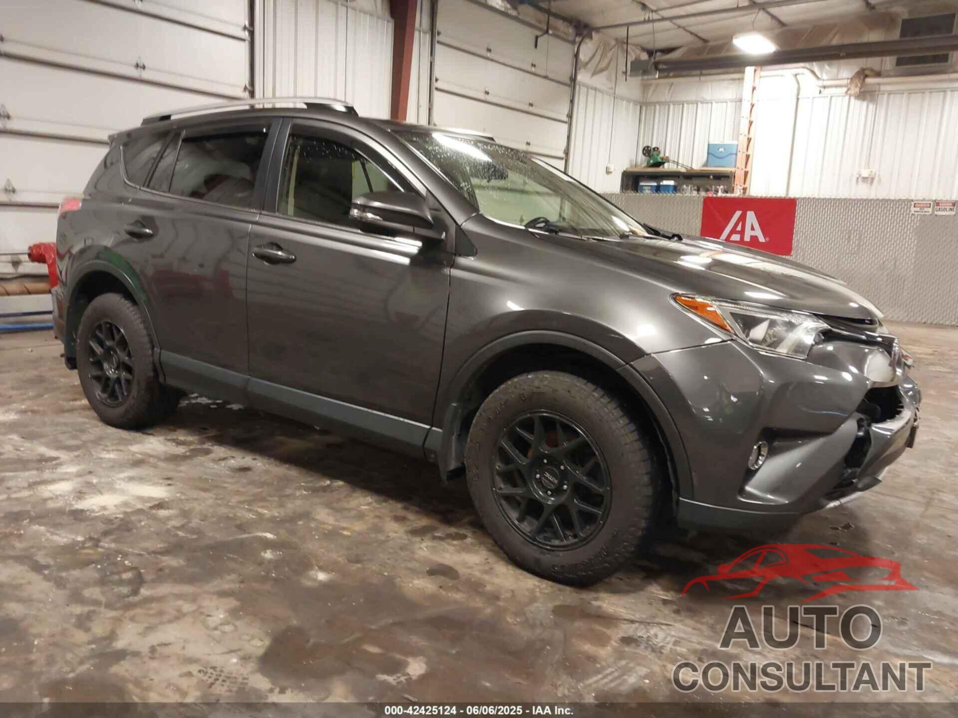 TOYOTA RAV4 2016 - JTMRFREV7GJ103645