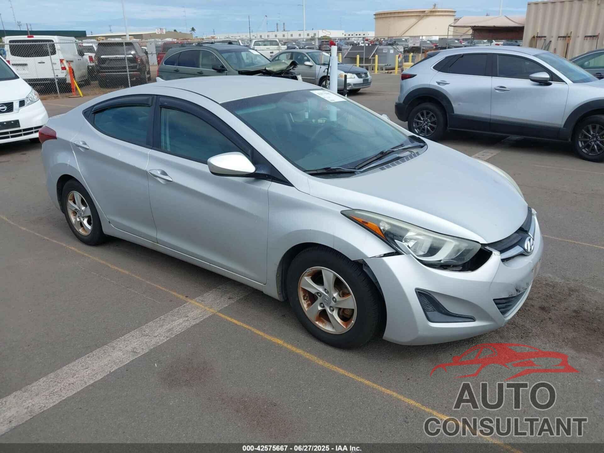 HYUNDAI ELANTRA 2015 - 5NPDH4AE5FH583513
