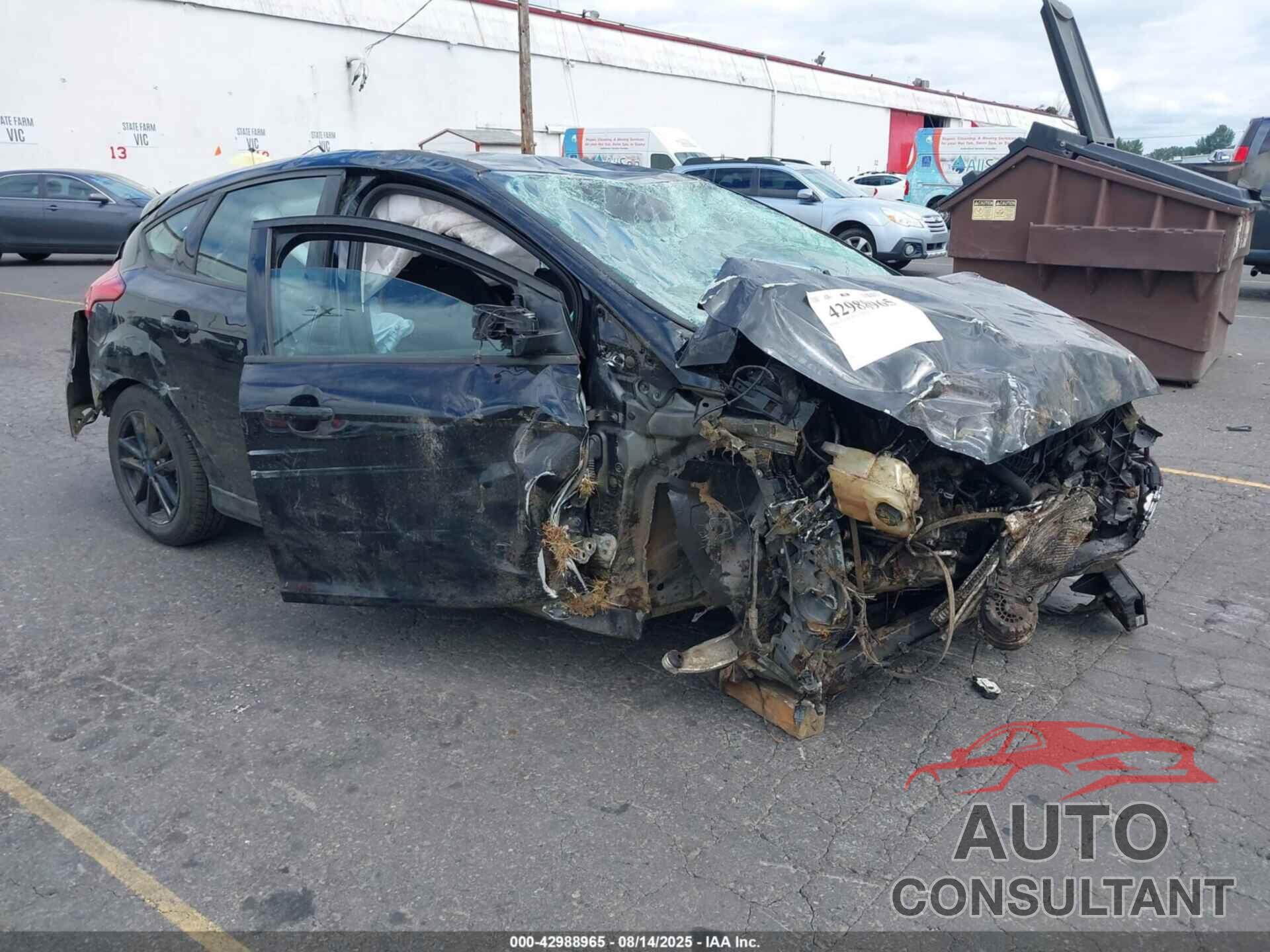 FORD FOCUS 2016 - 1FADP3K28GL282819
