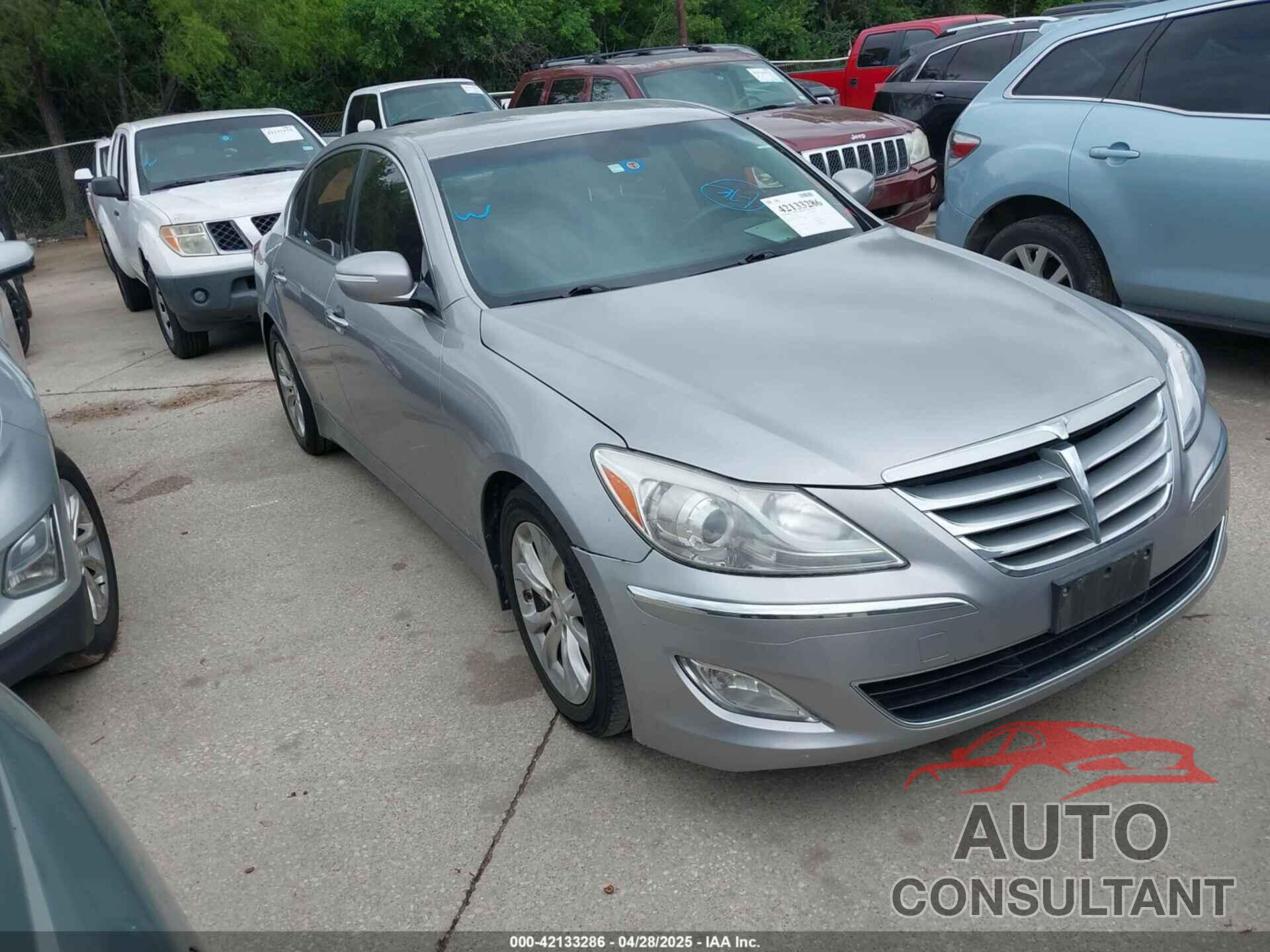 HYUNDAI GENESIS 2013 - KMHGC4DD1DU245412