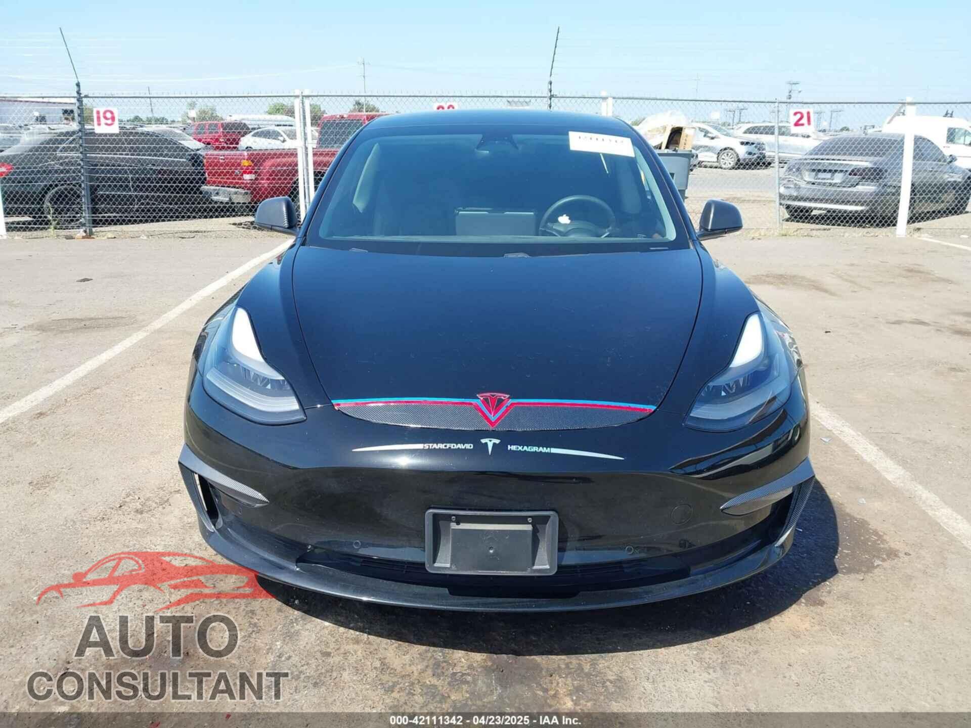 TESLA MODEL 3 2021 - 5YJ3E1EA7MF992425
