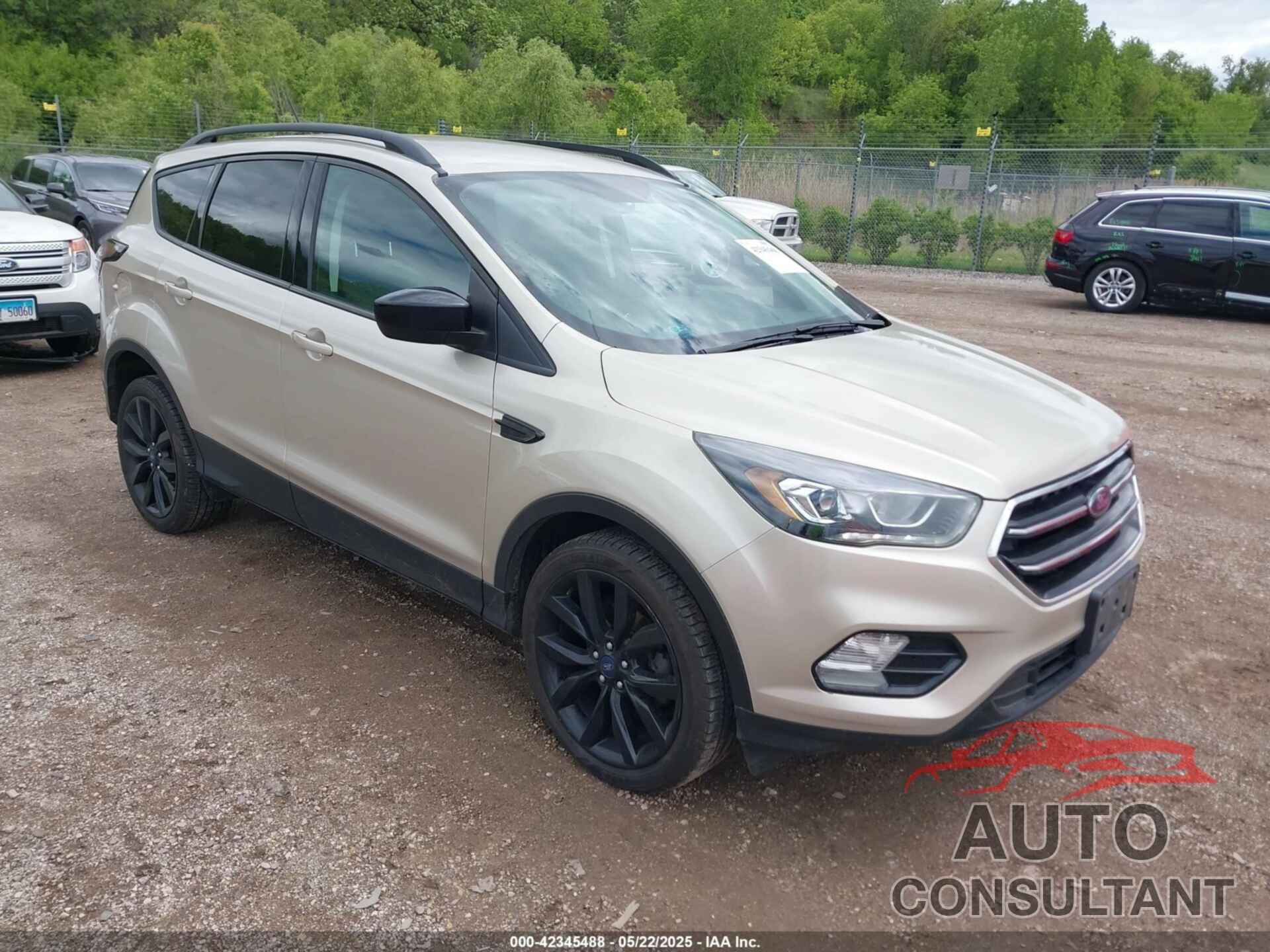FORD ESCAPE 2018 - 1FMCU0GD3JUB40334