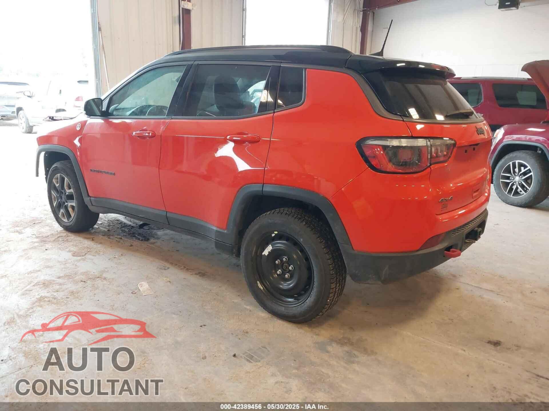 JEEP COMPASS 2018 - 3C4NJDDB4JT169366