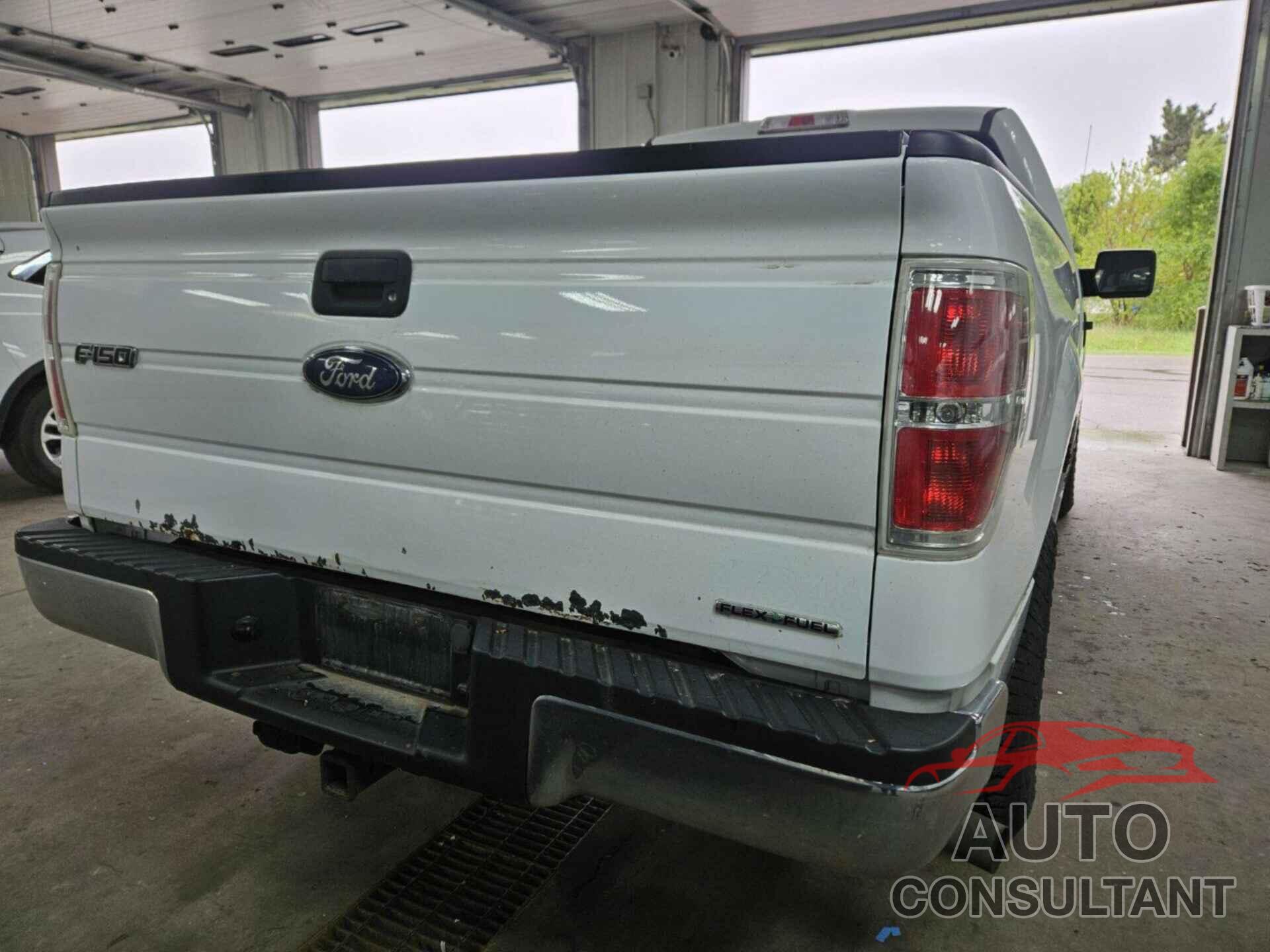 FORD F150 2014 - 1FTMF1CF0EKF40451