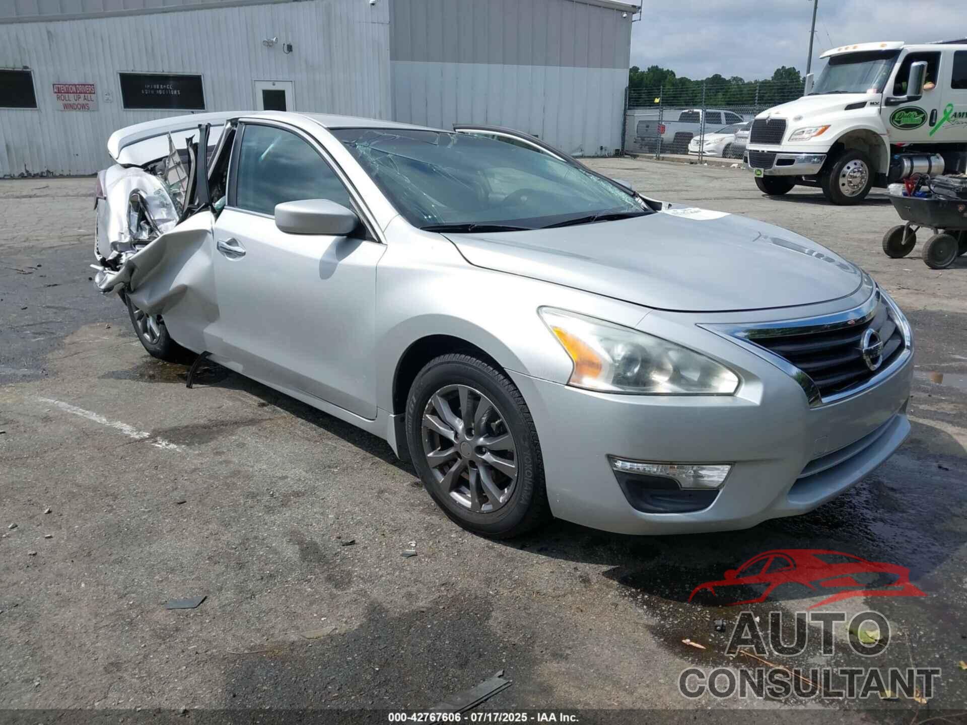 NISSAN ALTIMA 2015 - 1N4AL3AP9FC236331
