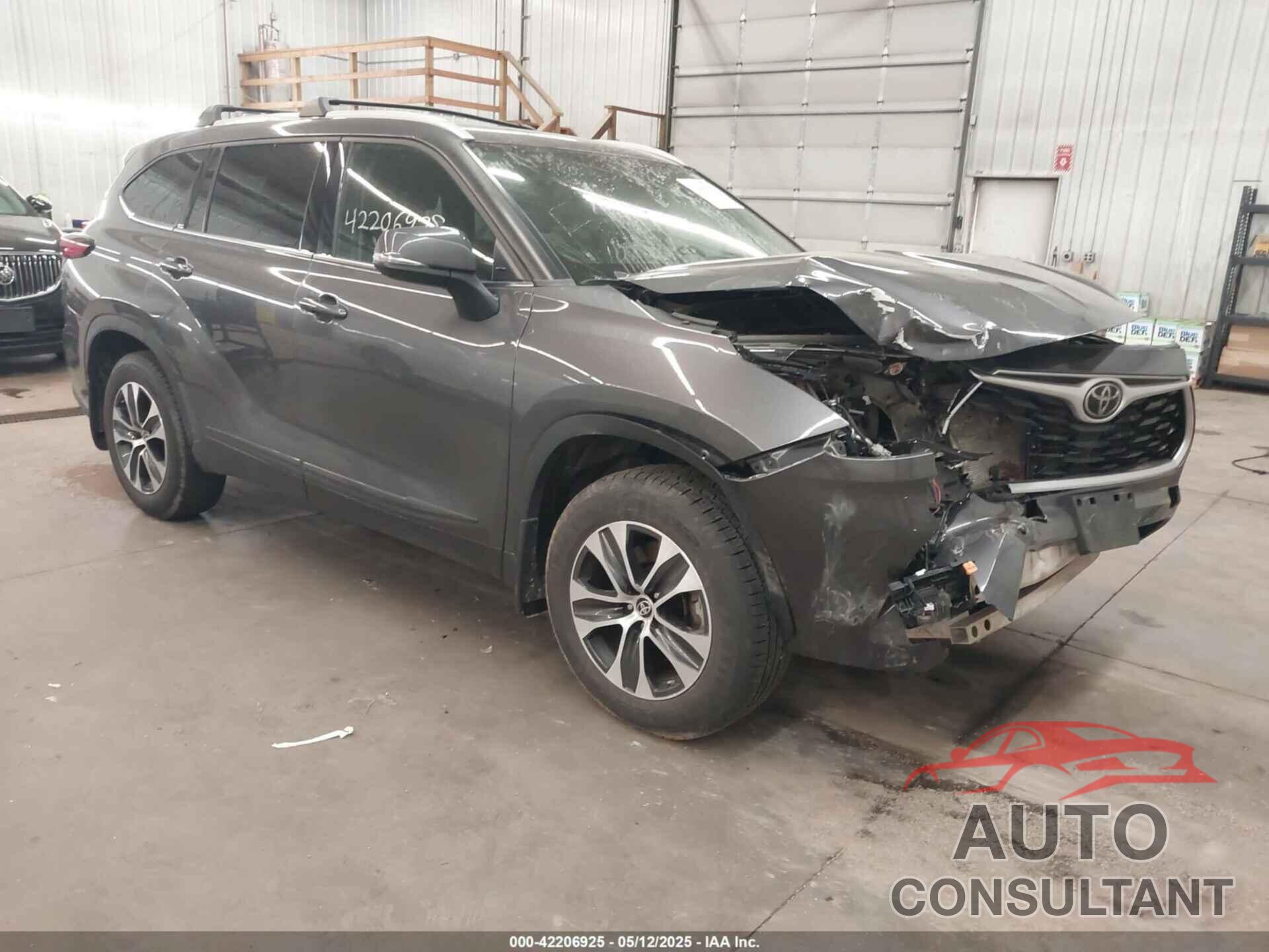 TOYOTA HIGHLANDER 2022 - 5TDGZRBH3NS568887