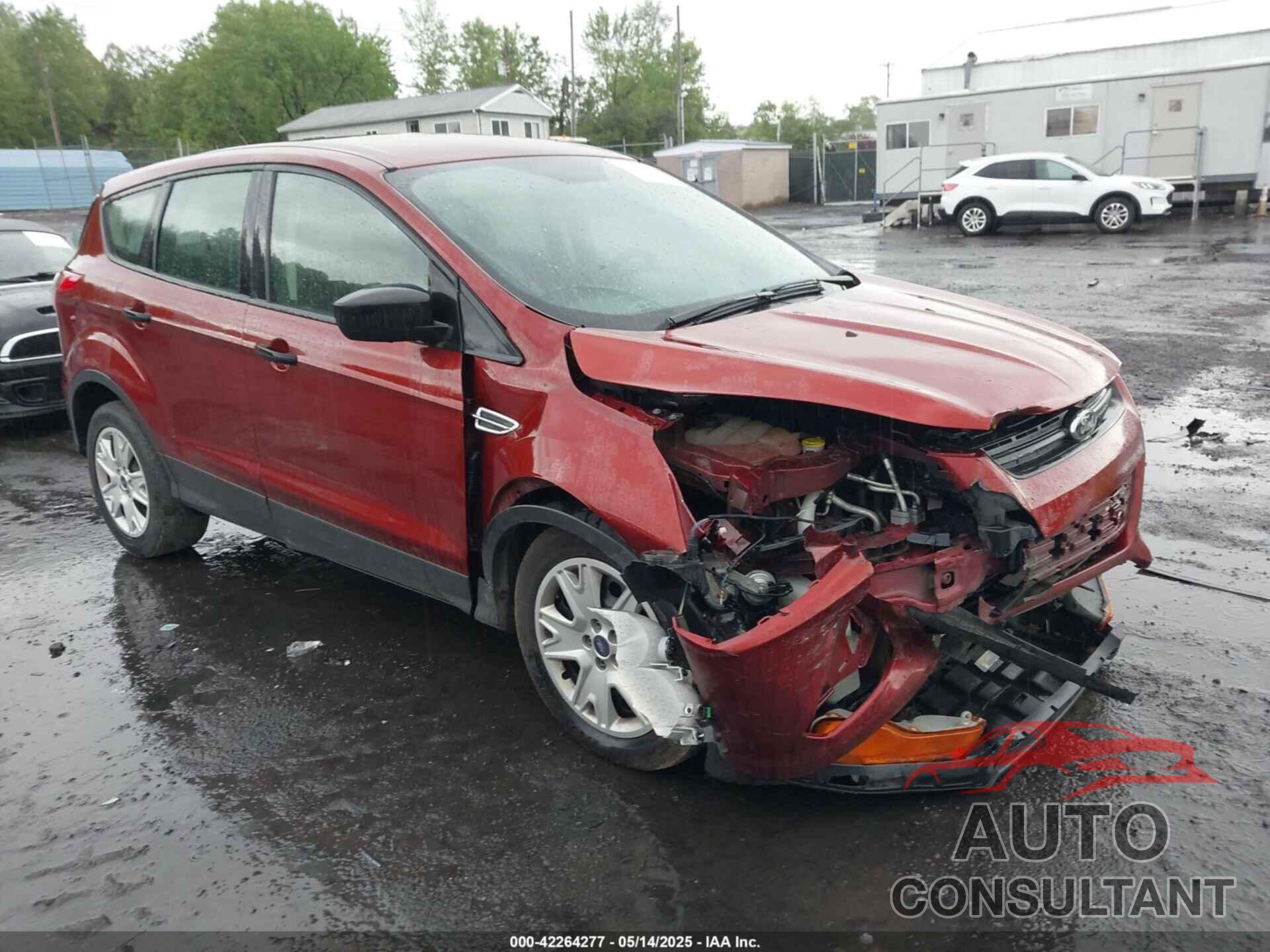FORD ESCAPE 2016 - 1FMCU0F78GUB11061