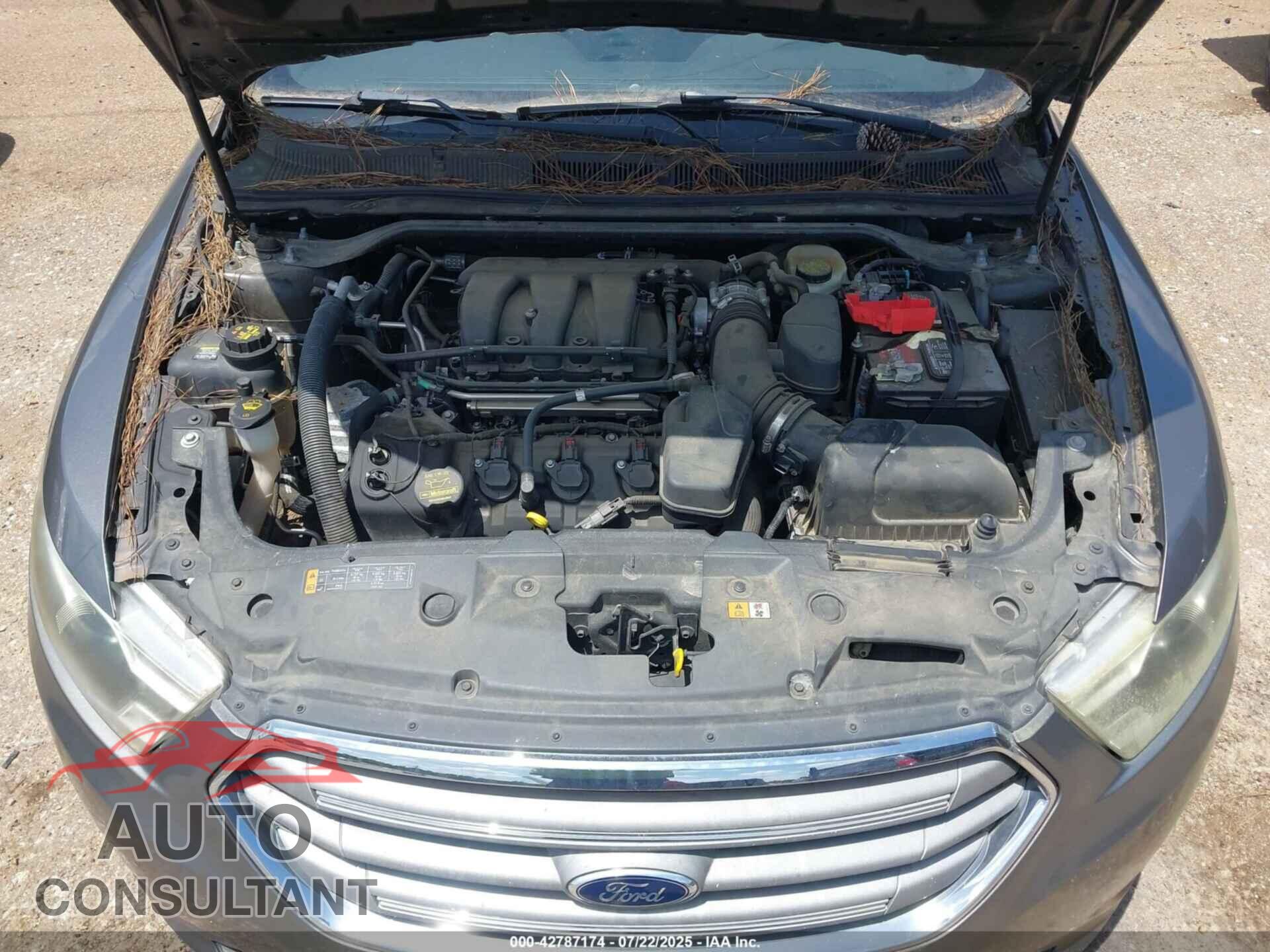 FORD TAURUS 2013 - 1FAHP2E87DG112452