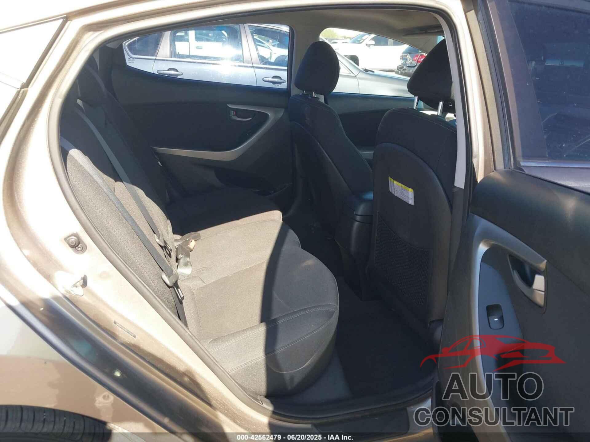HYUNDAI ELANTRA 2016 - 5NPDH4AE6GH729242