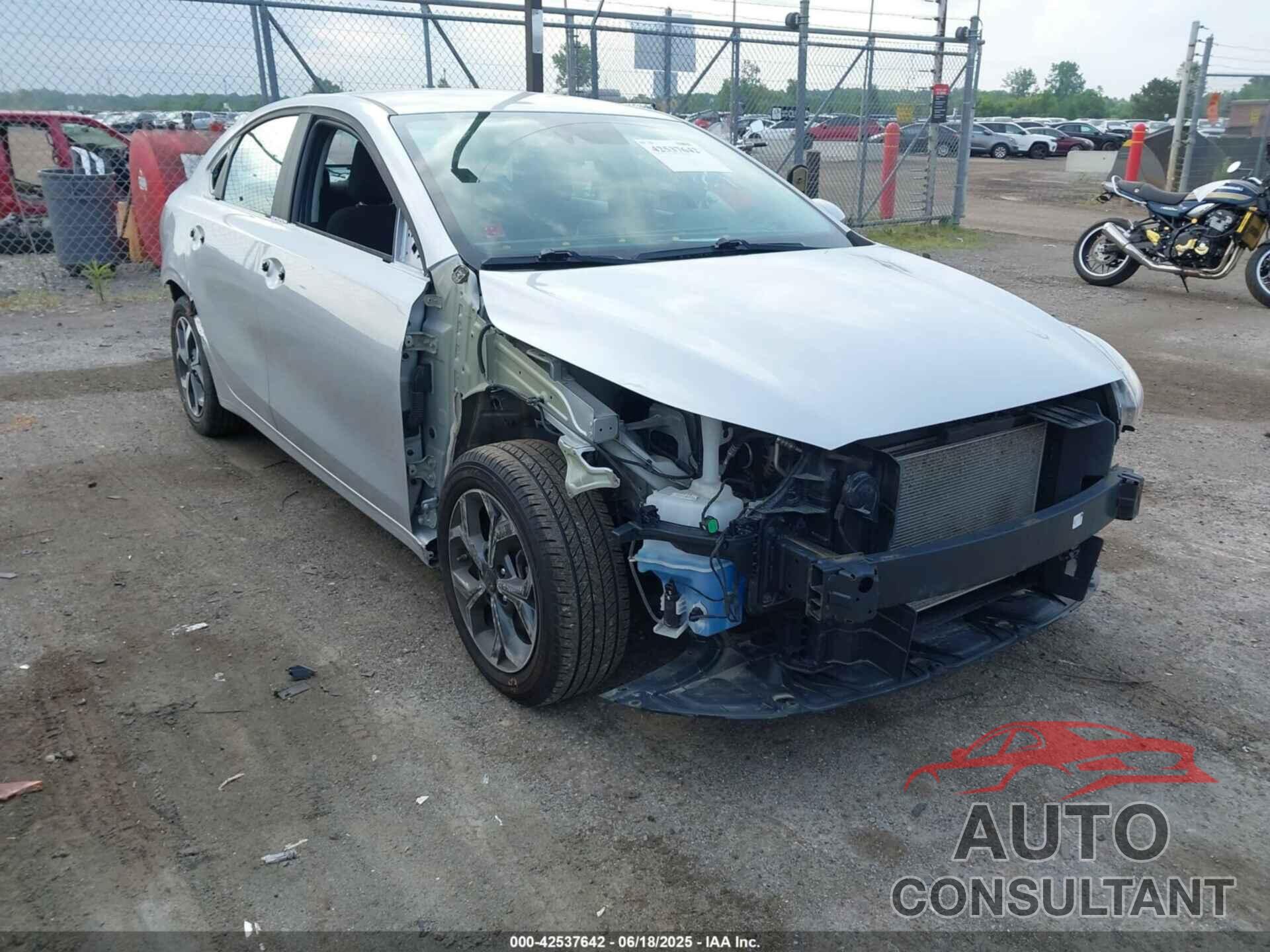 KIA FORTE 2021 - 3KPF24AD6ME377135