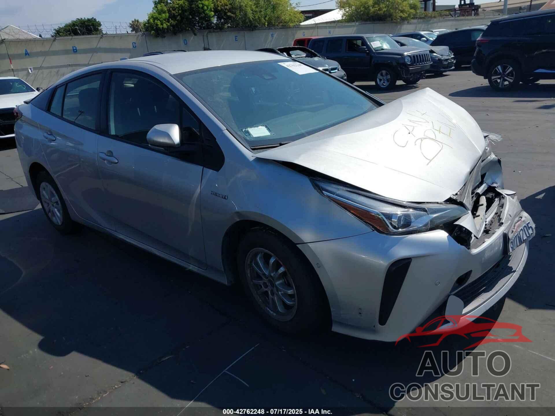 TOYOTA PRIUS 2021 - JTDKAMFU4M3137700