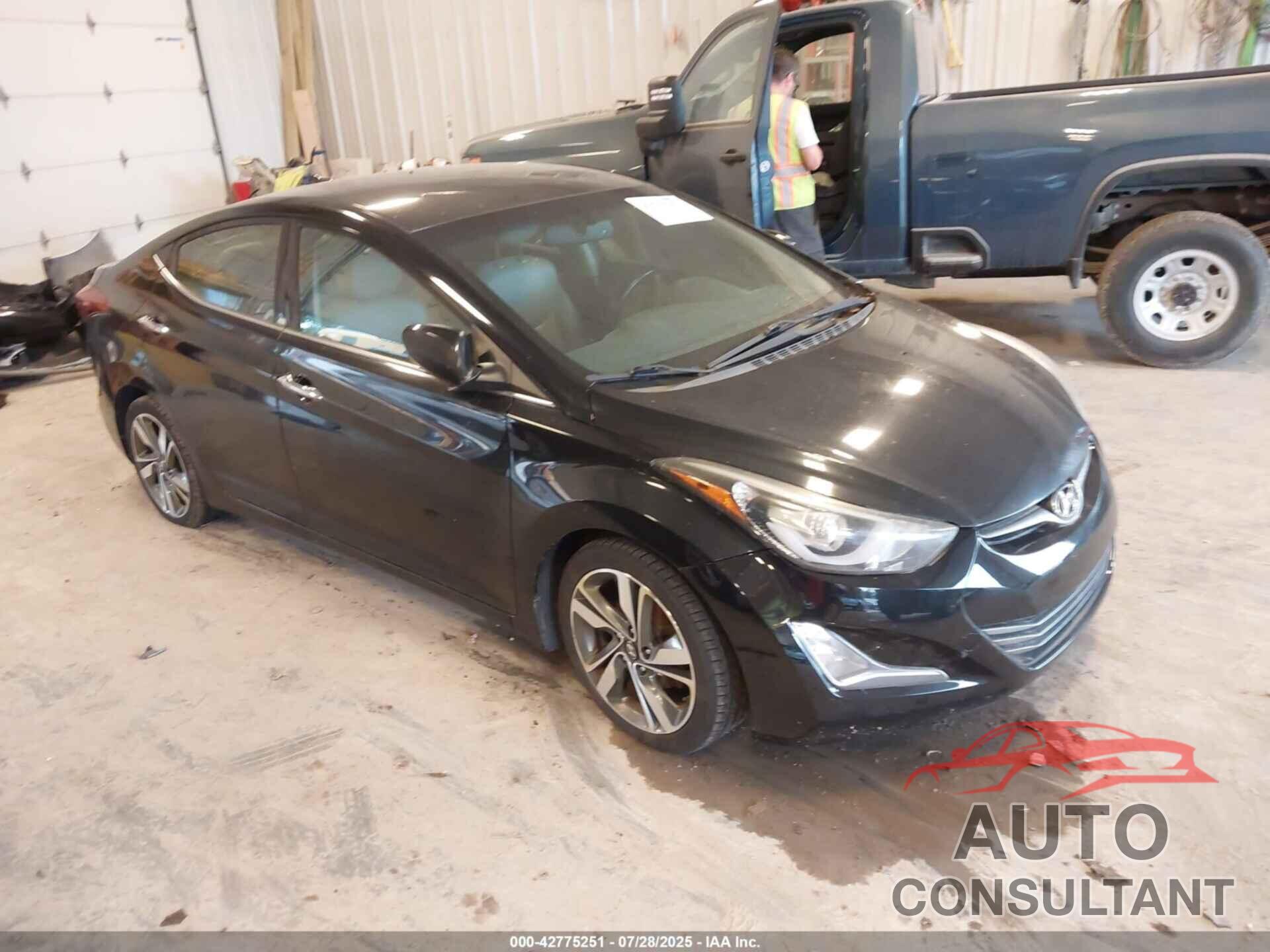 HYUNDAI ELANTRA 2015 - KMHDH4AE6FU357336