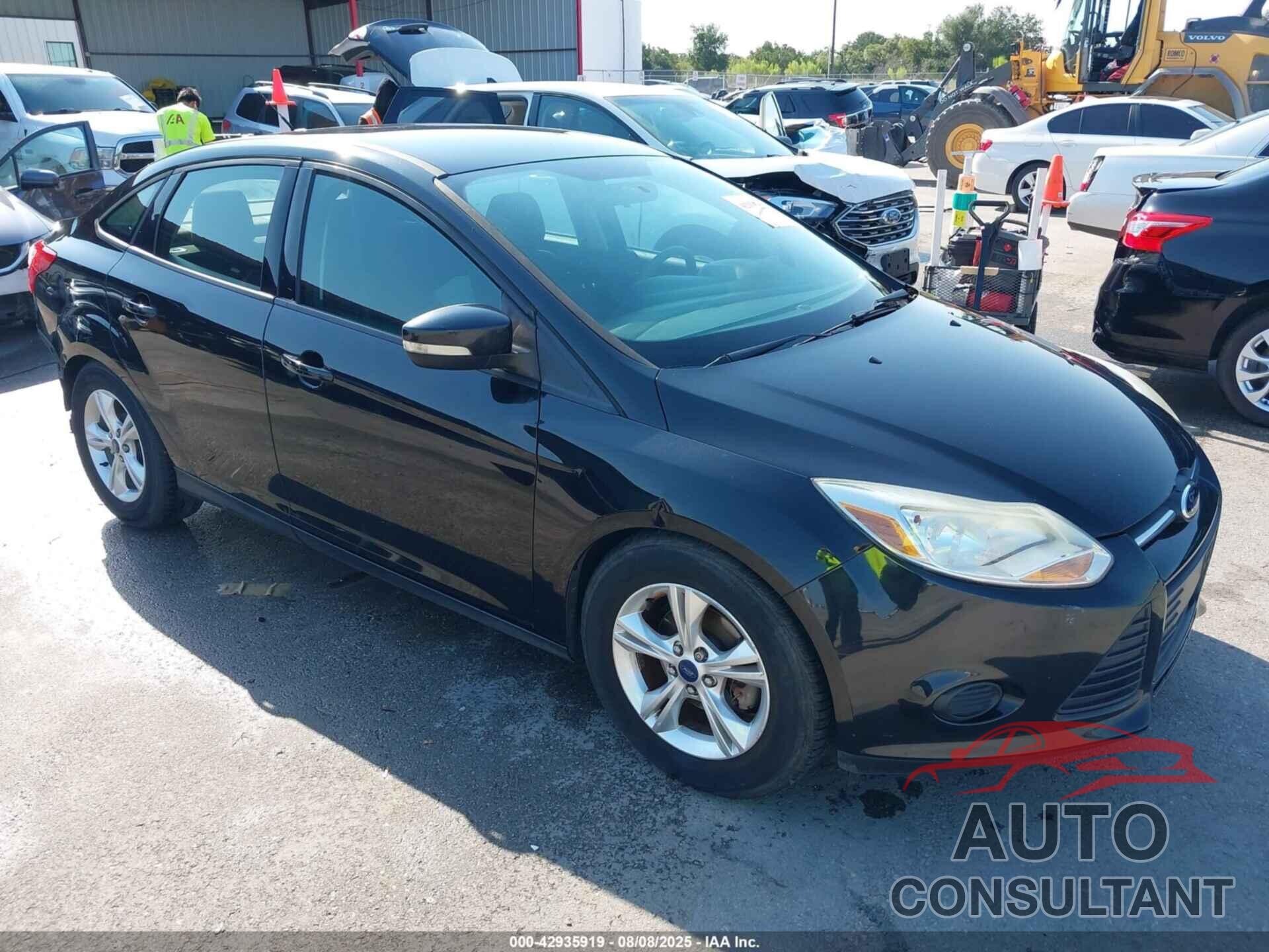 FORD FOCUS 2014 - 1FADP3F23EL244938