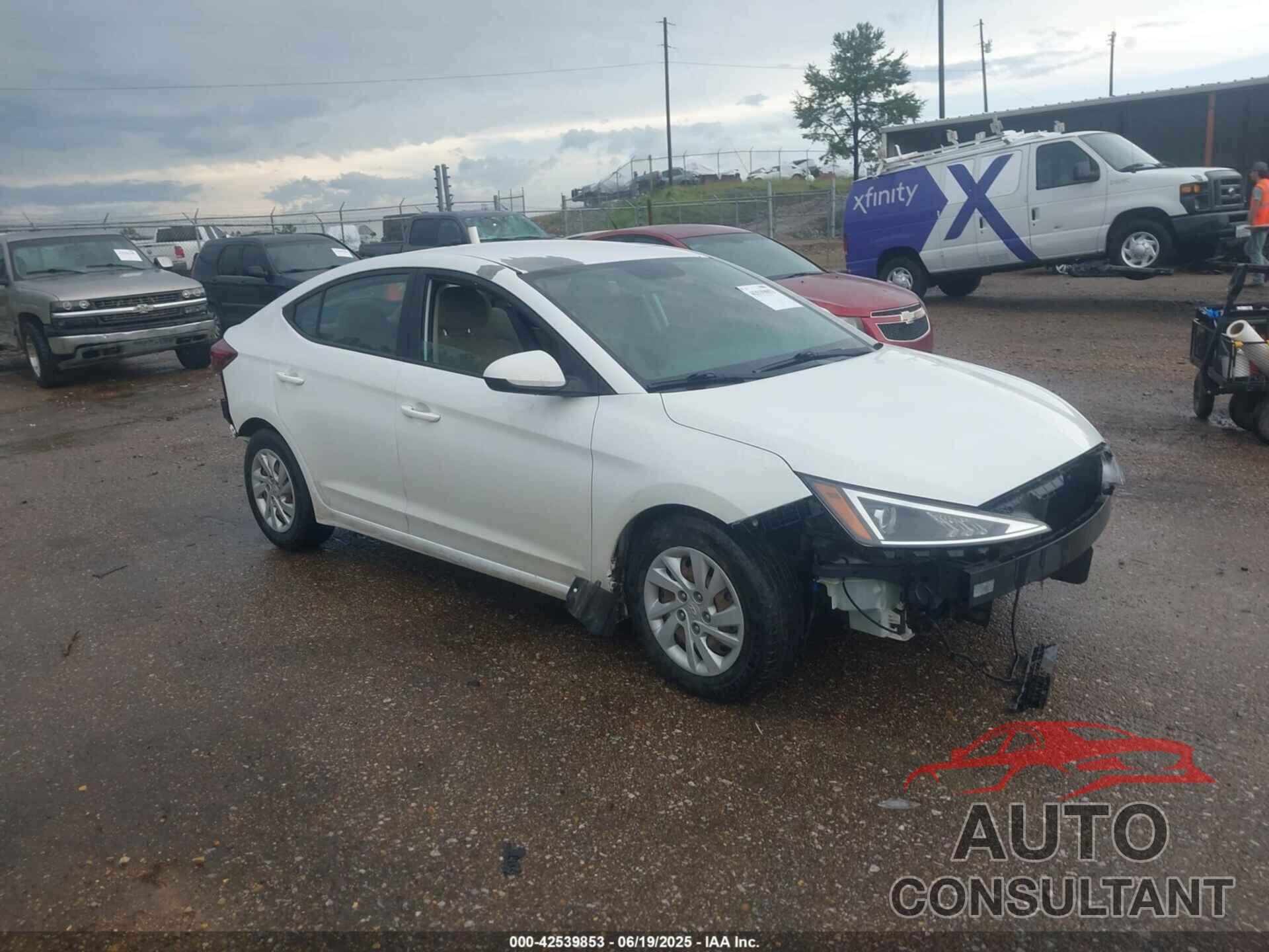 HYUNDAI ELANTRA 2019 - 5NPD74LF7KH422762