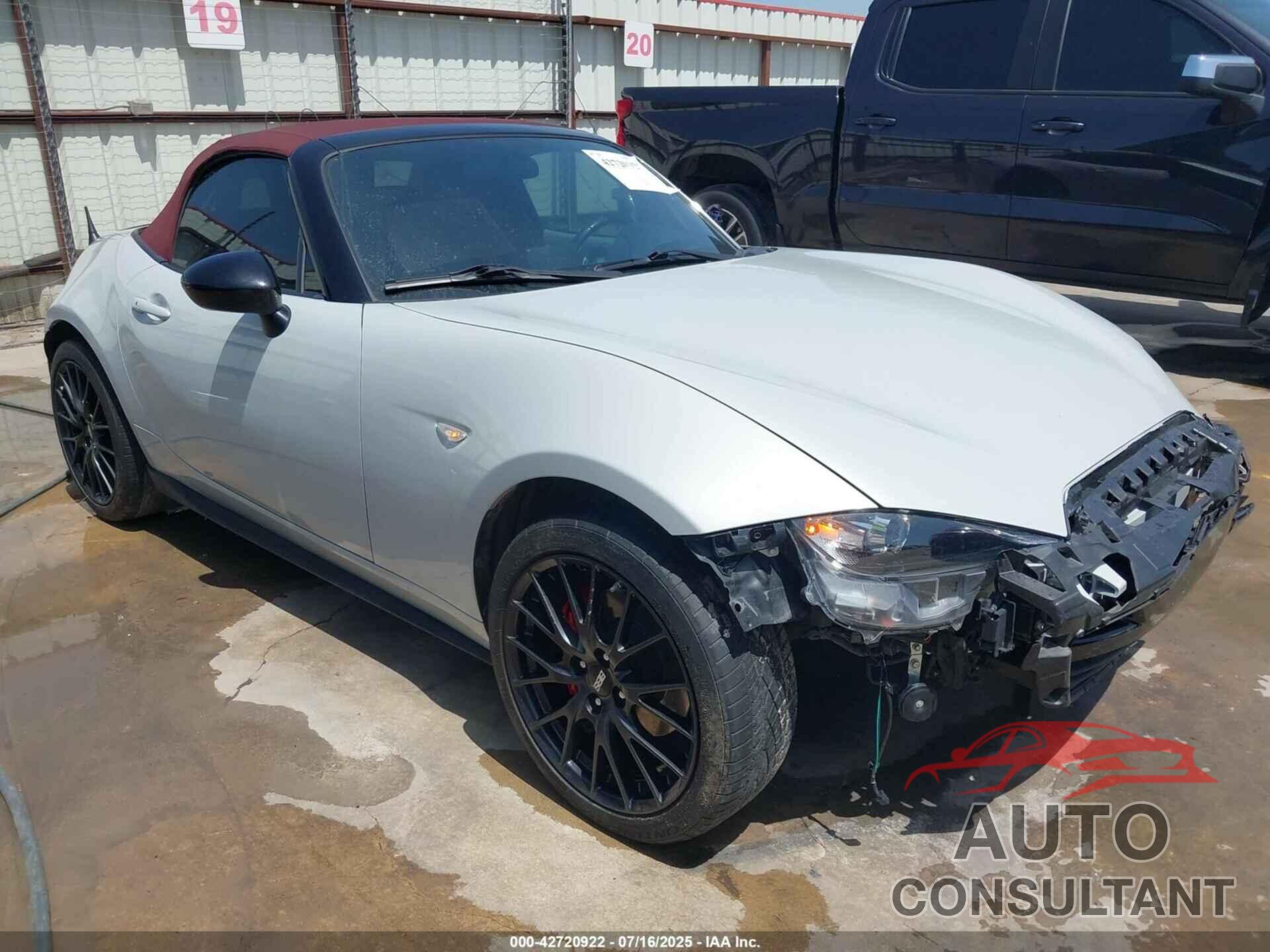 MAZDA MX-5 MIATA 2018 - JM1NDAC76J0203789