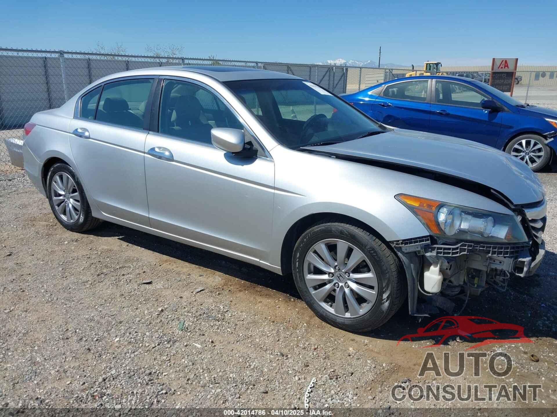 HONDA ACCORD 2012 - 1HGCP3F83CA036921