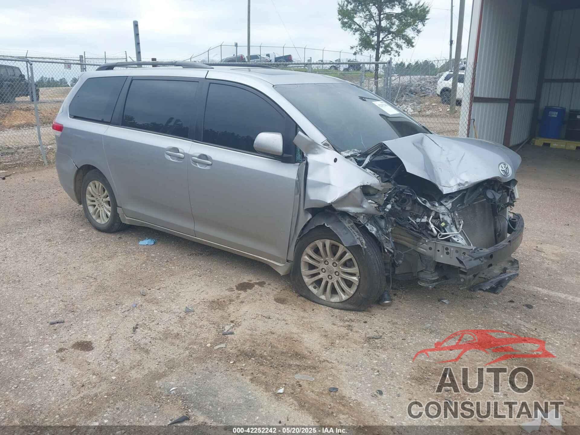 TOYOTA SIENNA 2012 - 5TDYK3DC8CS276589