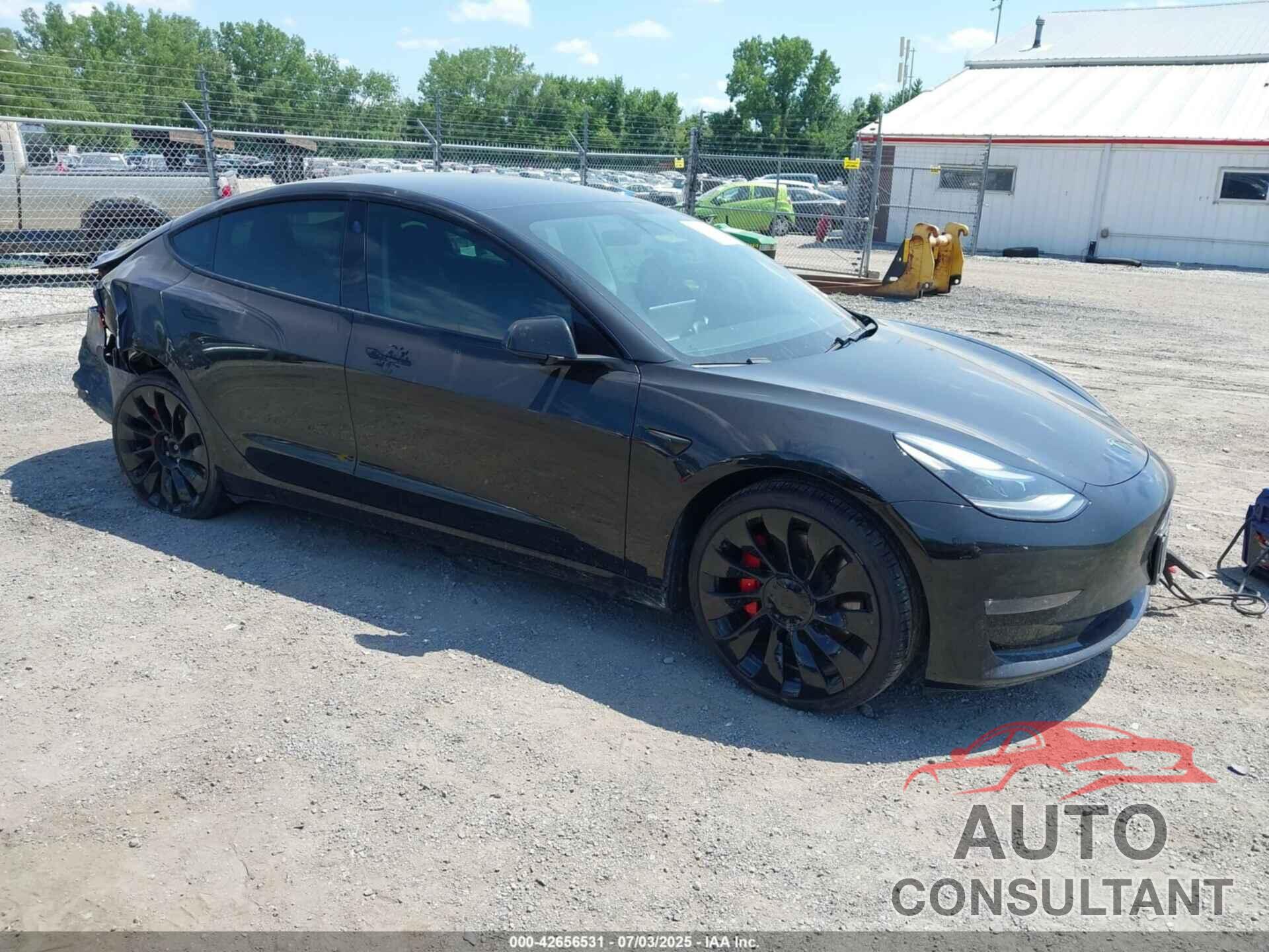 TESLA MODEL 3 2021 - 5YJ3E1EC4MF064136