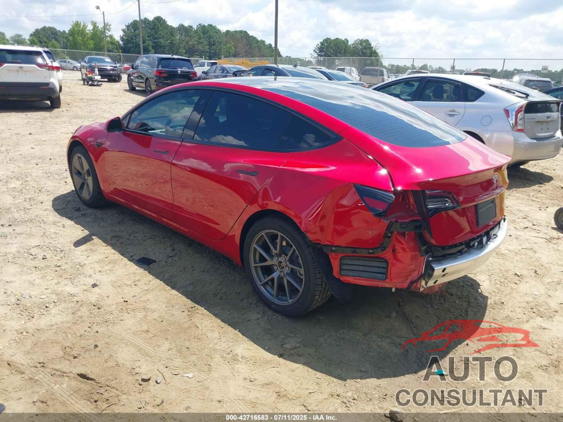 TESLA MODEL 3 2021 - 5YJ3E1EBXMF045100