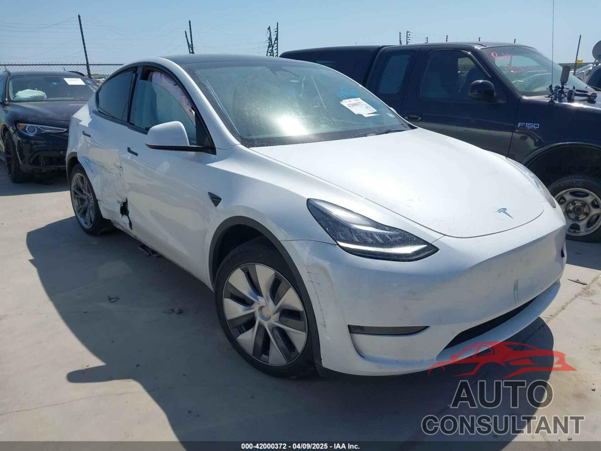 TESLA MODEL Y 2023 - 7SAYGDEE7PA062551