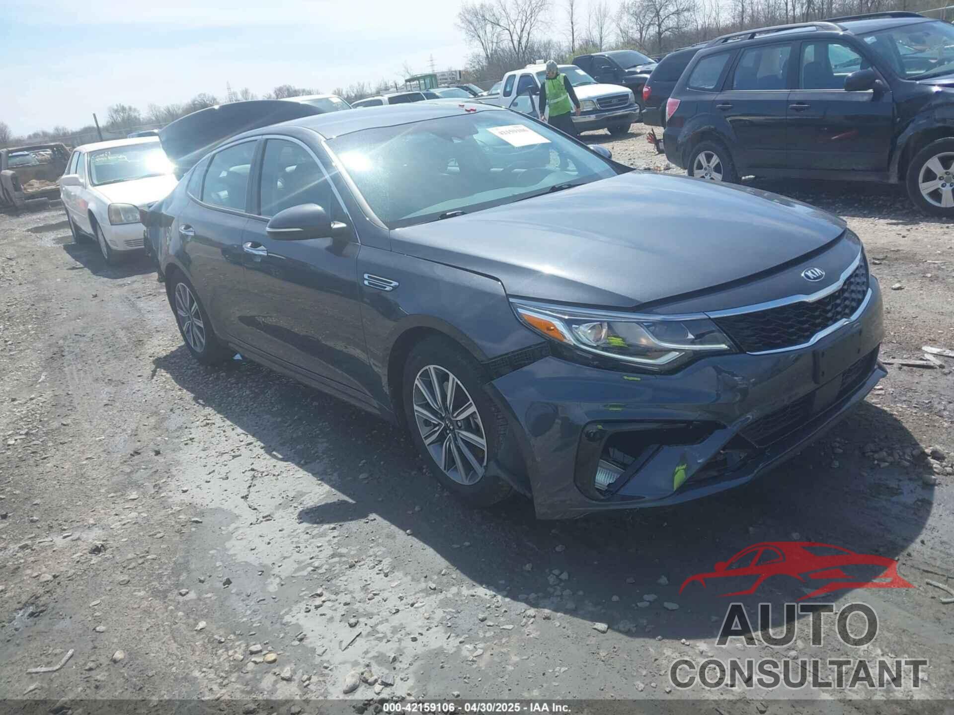 KIA OPTIMA 2019 - 5XXGU4L19KG307229