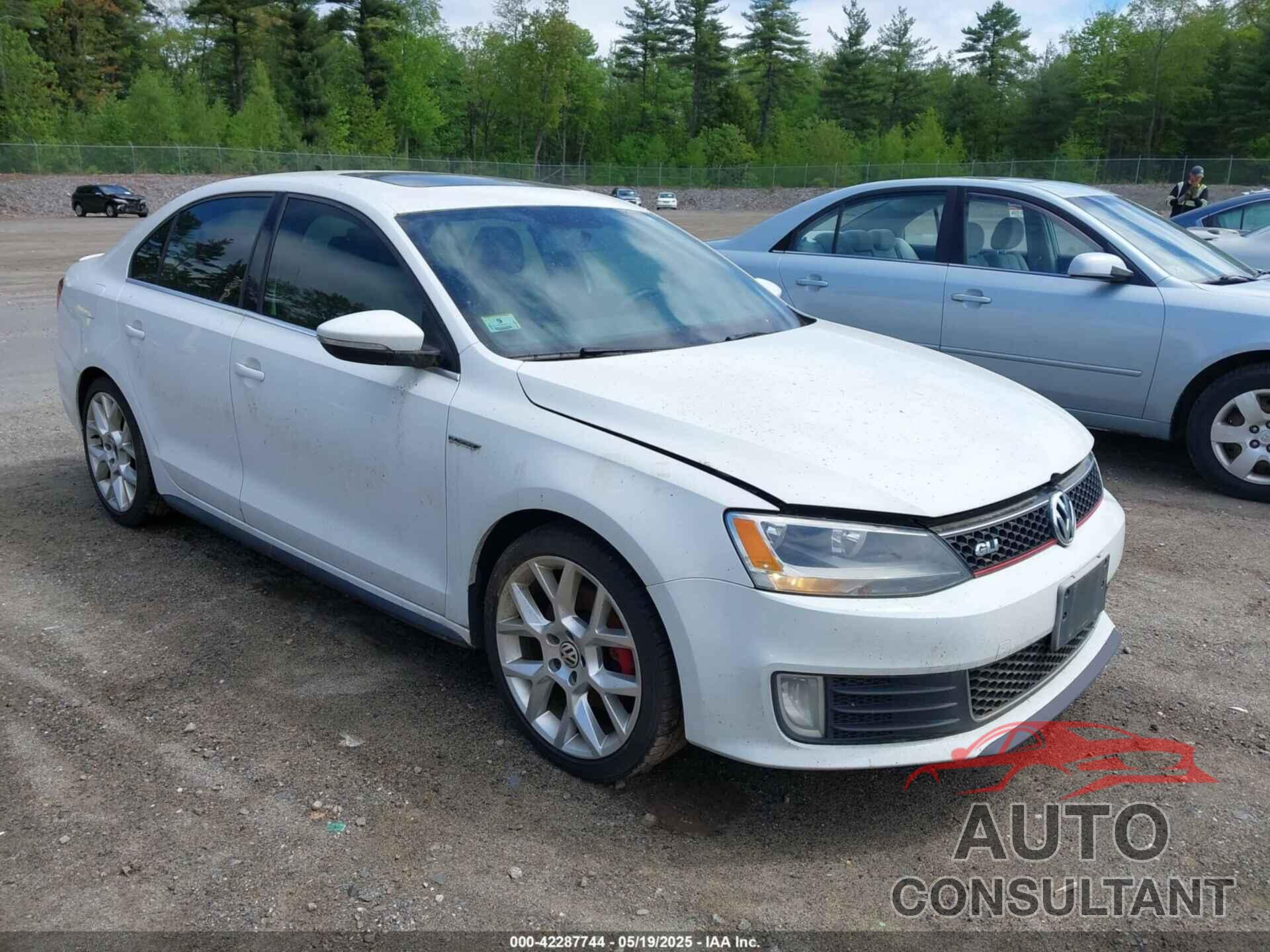 VOLKSWAGEN JETTA 2014 - 3VW4S7AJ0EM308041