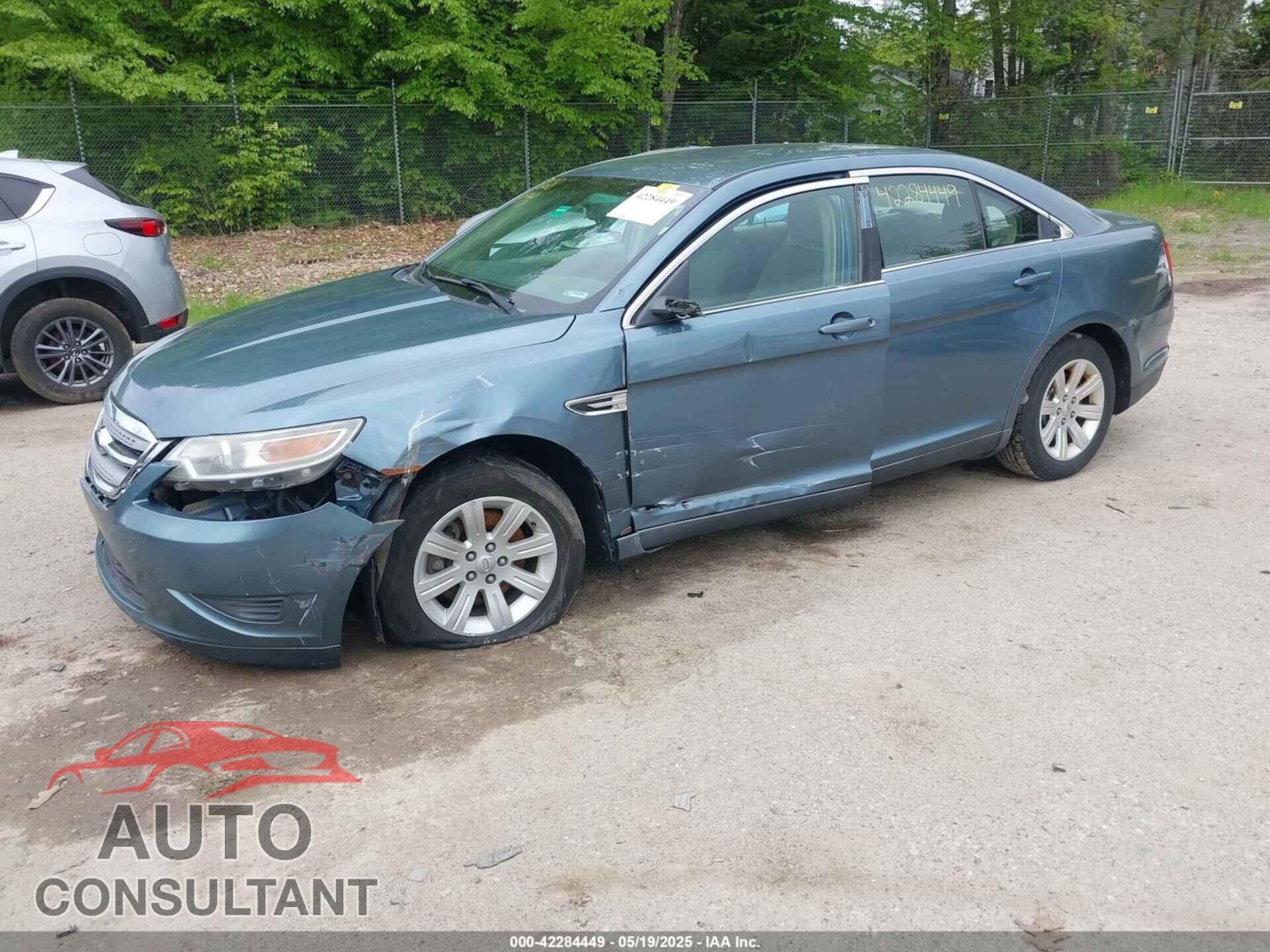 FORD TAURUS 2010 - 1FAHP2DW1AG132191