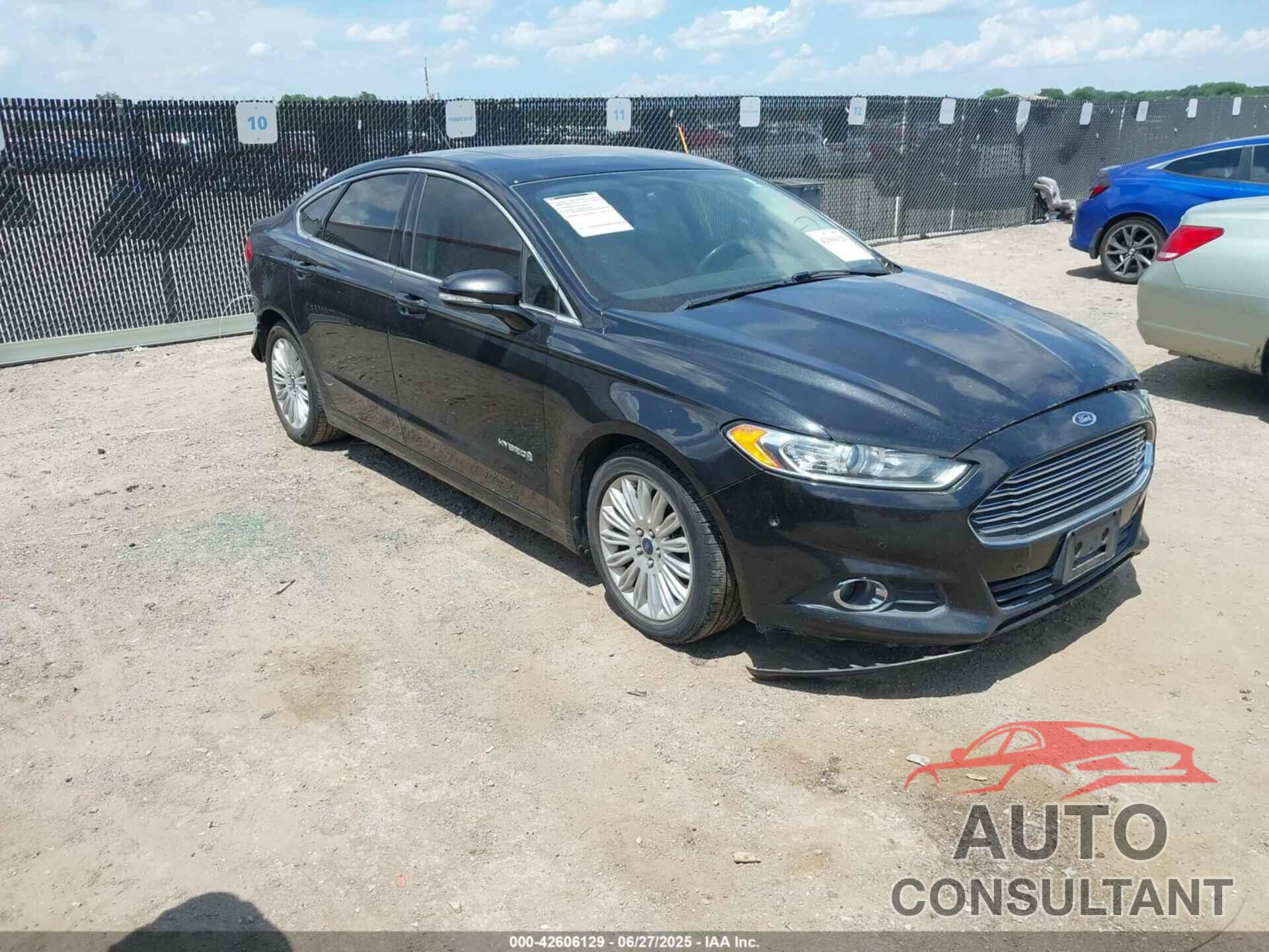 FORD FUSION HYBRID 2015 - 3FA6P0LU3FR205301