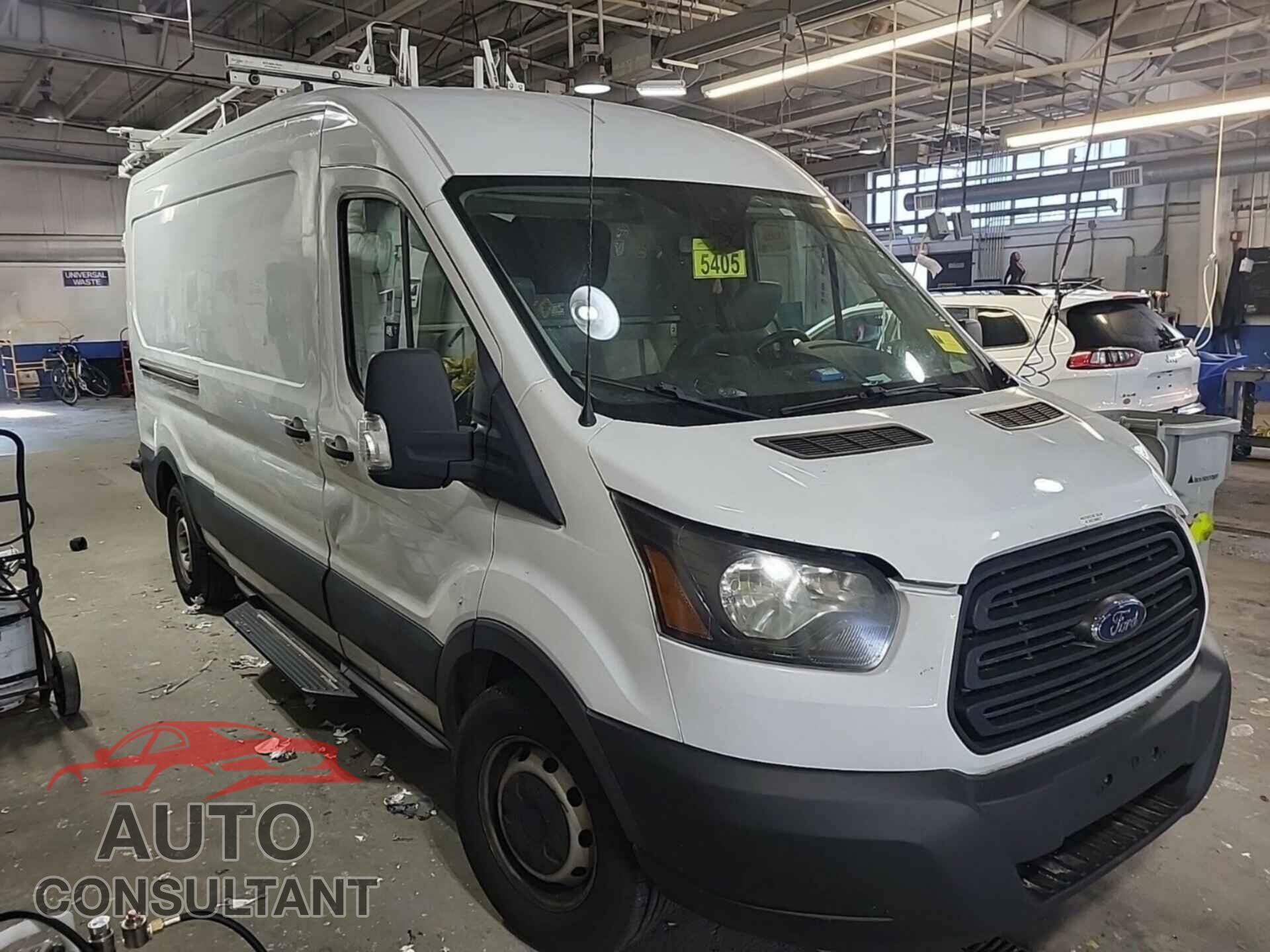 FORD TRANSIT 2019 - 1FTYR2CM4KKB26470
