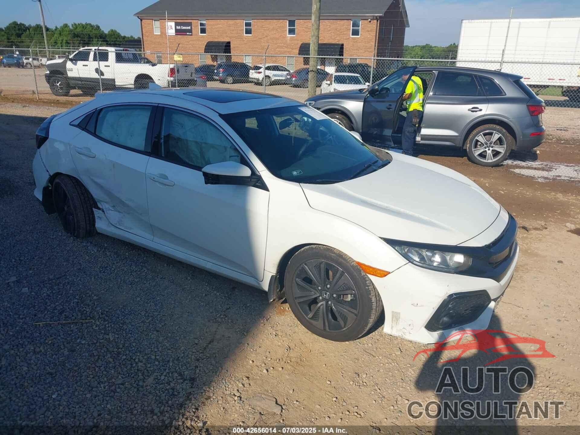 HONDA CIVIC 2017 - SHHFK7H53HU214571