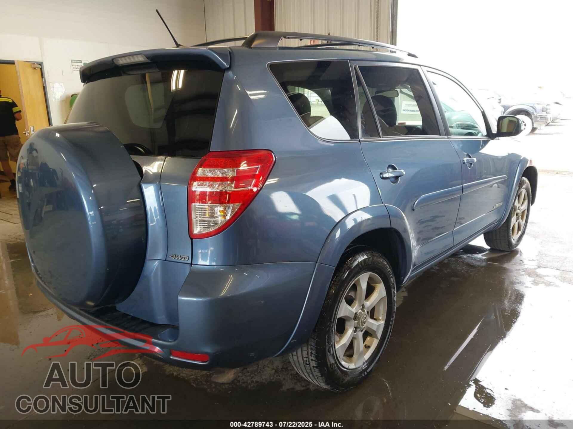 TOYOTA RAV4 2011 - 2T3DF4DV0BW148659