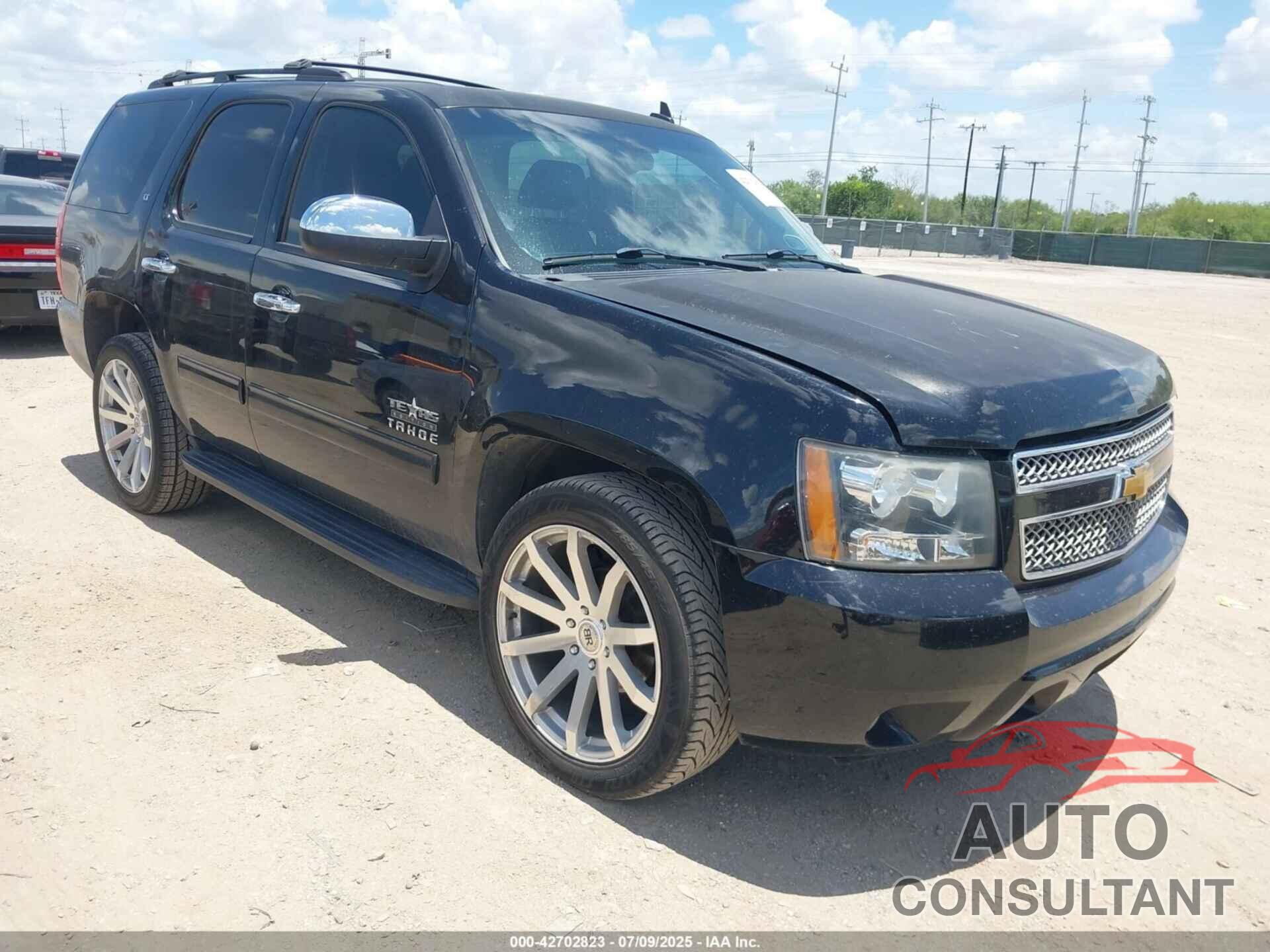CHEVROLET TAHOE 2013 - 1GNSCBE06DR201379