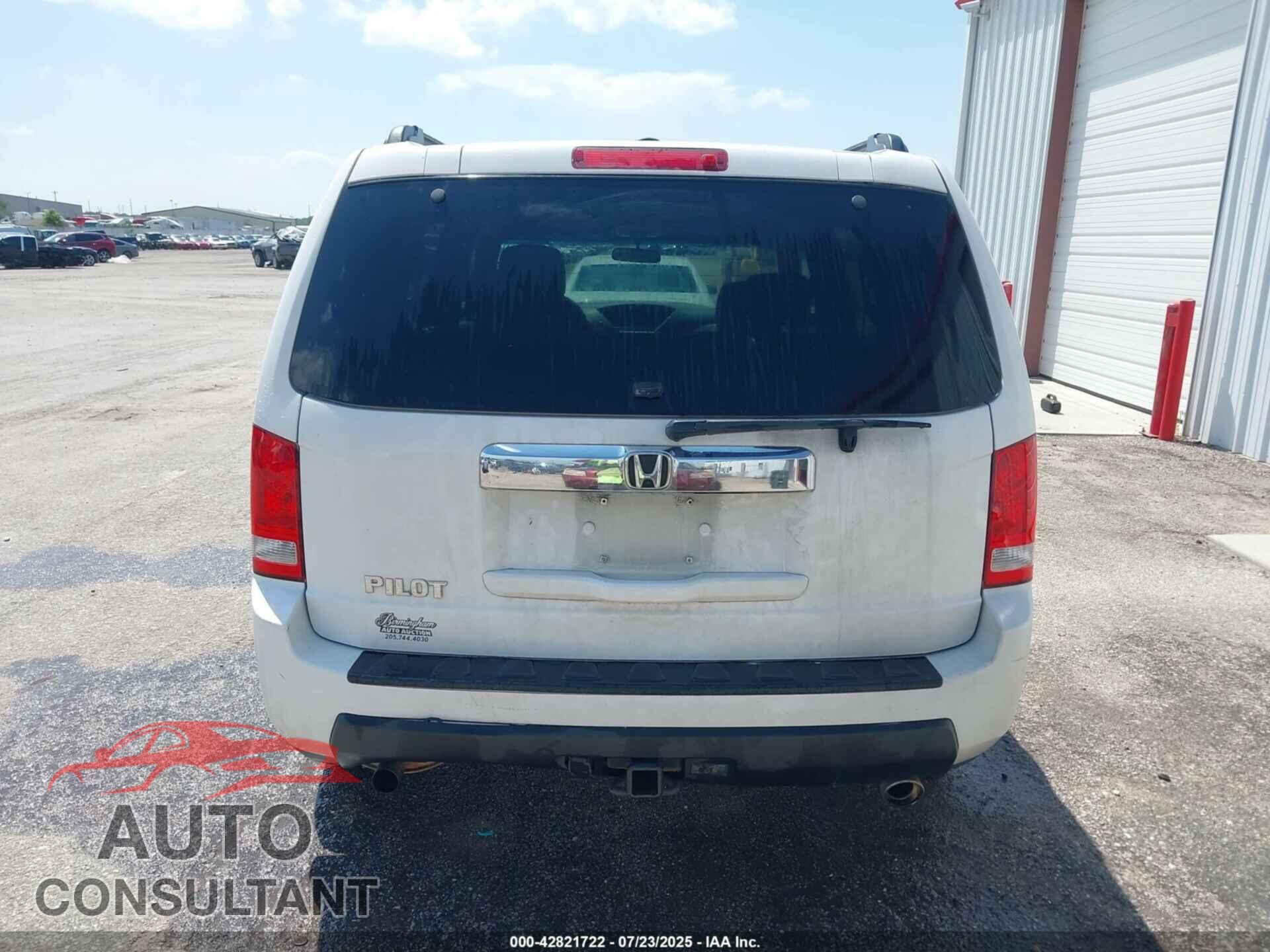 HONDA PILOT 2011 - 5FNYF3H49BB006216