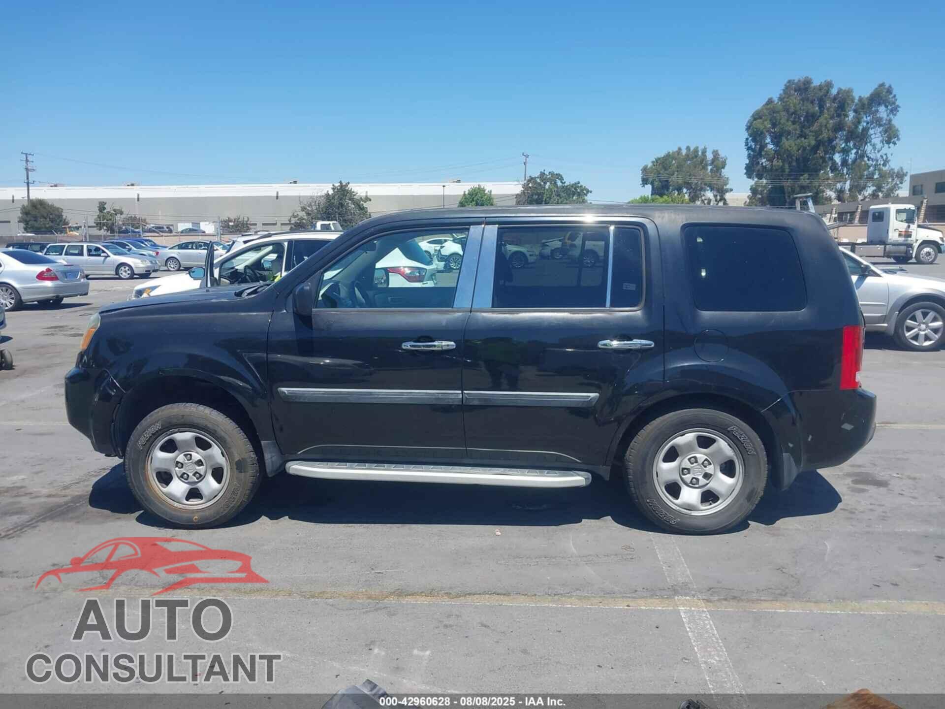 HONDA PILOT 2011 - 5FNYF3H24BB031815