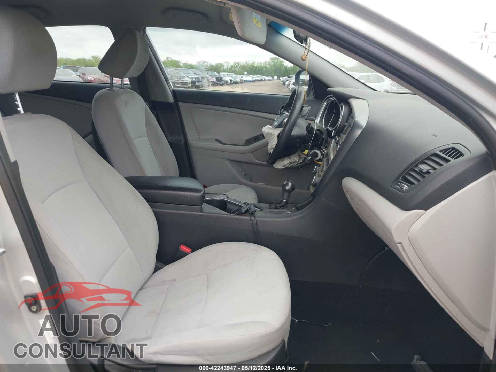 KIA OPTIMA 2014 - KNAGM4A79E5493996