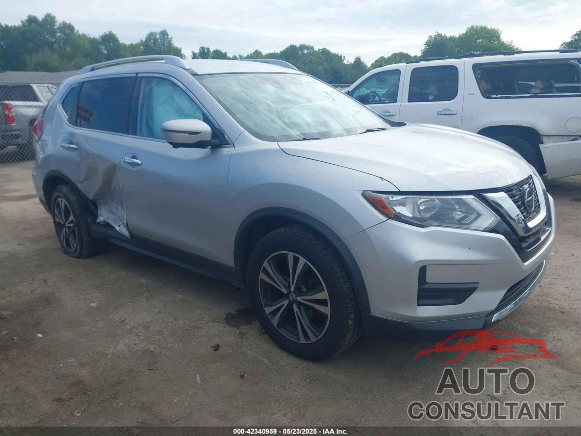 NISSAN ROGUE 2019 - JN8AT2MV1KW386333