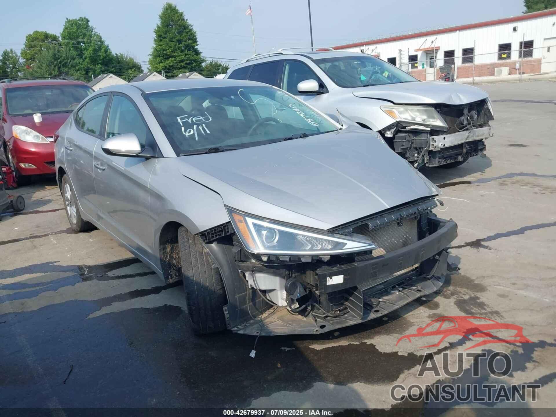 HYUNDAI ELANTRA 2020 - 5NPD84LF3LH587240
