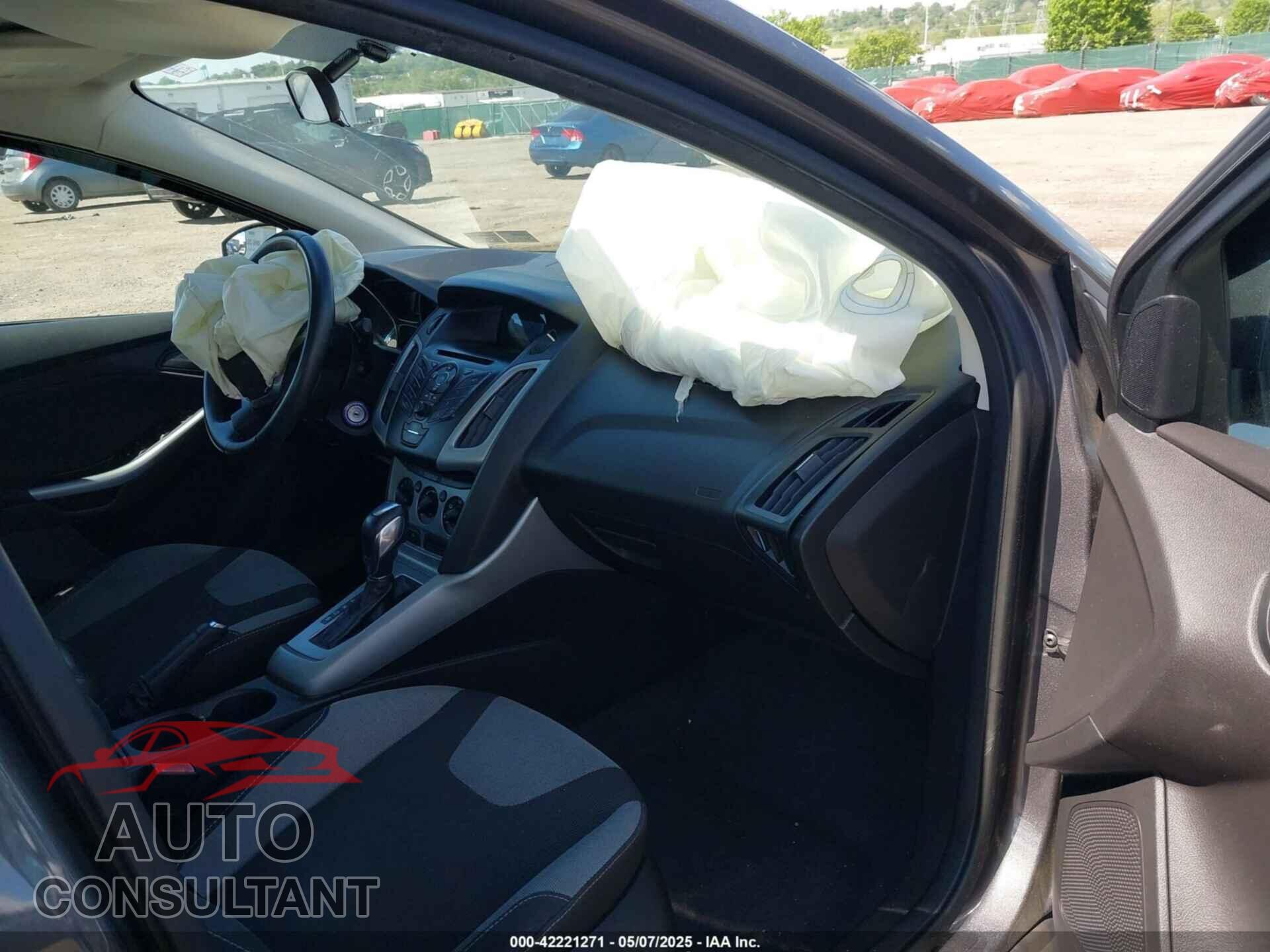FORD FOCUS 2012 - 1FAHP3F2XCL265154